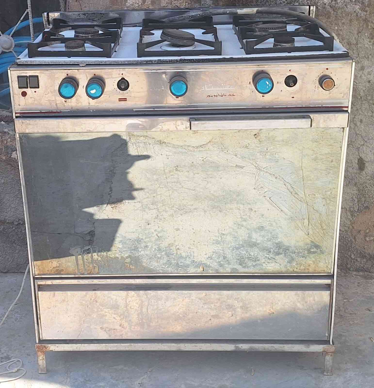 طباخ ٥ عيون • كأنو جديد • شغال