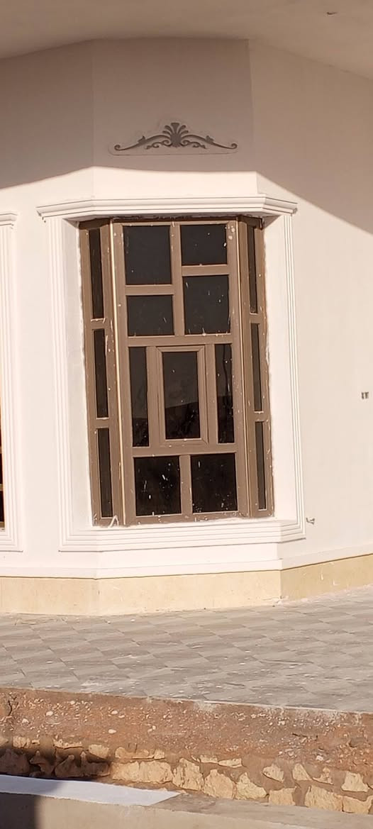 سلام عليكم شغل وجهات  مواد او عمللل تستلمها كامله باضافه الد الاناره شريطي   بغداد او رمادي الاتصال 
***********
