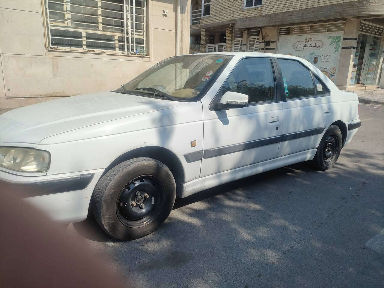 للبيع بيجو بارص موديل 2021 
بيها فقط شبرين صبغ بالباب الخلفي ومبدل كازكيت والحدادية تعبانه
السيارة جاهزه تايرات وباتري وكلج وقايش ودينمو كله جديد
السعر : 60 ورقة
العنوان : الكوت
للاستفسار : ***********

