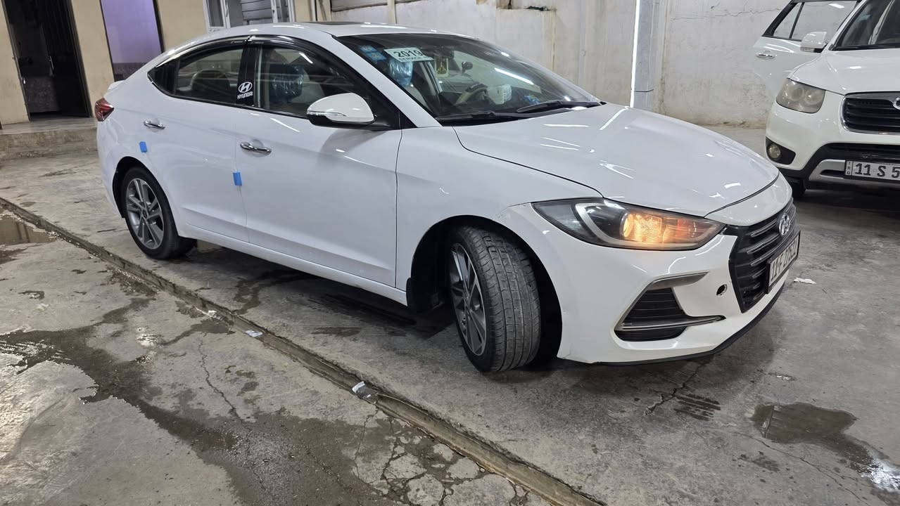 سلام عليكم النترا خليجي سوبر موديل ١٩ رقم بغداد الجديد بأسمي بيها فقط جاملغ خلفي صبغ سياره ماشيه ١٦٠ حقيقي كير محرك عشركه ملاحضه سياره بيها مكانات بارد ومشر عليهن داخل صاج السعرر١٣٢ وبيه مجال شي بسيط مكاني بغداد اليوسفيه ***********
