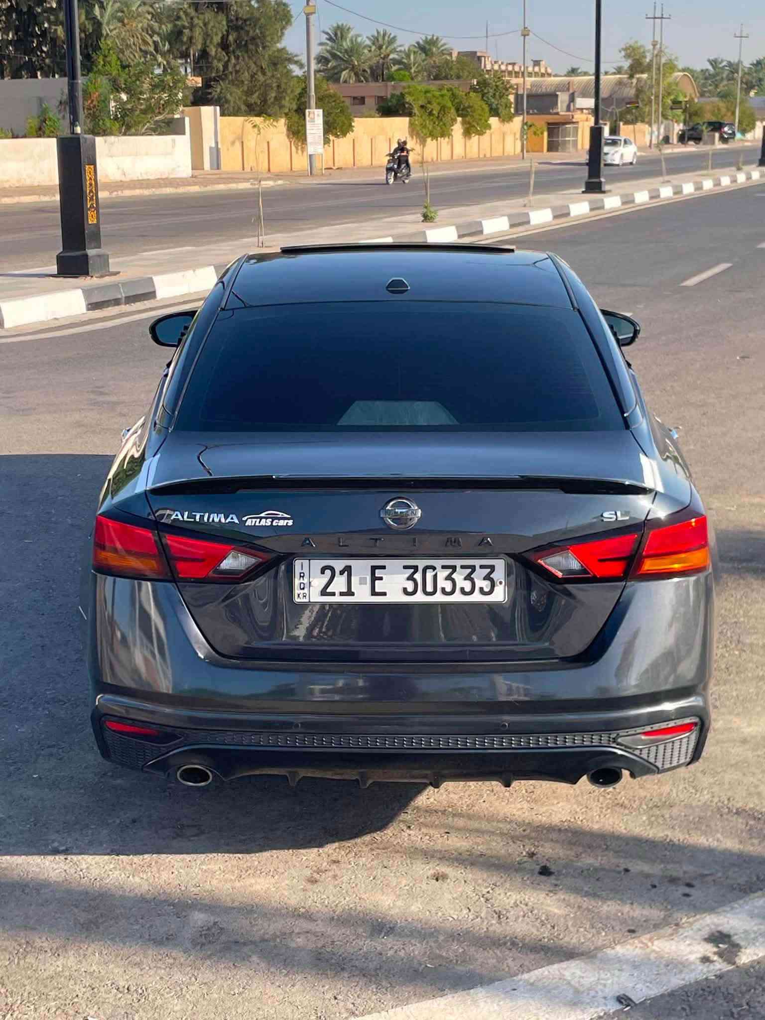 للبيع التيما SL فول موصفات
السعر 115 وبي مجال
‭{***********}
-موديل 2019 
-الون نفطي
فتحه سلايت  
-ماشيه 170 كيلو 
-داخل  صاج 
-رادار 360 درجة
-تحكم ستيرن 
-تثبيت سرعه 
-كاميرا خلفي 
-رادار جانبي
-رادار خلفي 
-رادار امامي
-تحديد مسار
-حساس خلفي
-تبريد ثلج❄️
-تشغيل عن بعد 
-بصمة تشغيل 
-بصمة ابواب + صندوق 
-تايرات وياله جديد
-سيارة جاهزة مناقص برغي
-ضرر سيارة : + جاملغ وبونيد وقطعتين ونص كلير بدون ضربه بدون دواخل شرط   
-سنويه هزه براد جديد  
-سيارة ب اسمي
-تحويل وكاله ثاني يوم 
1N4BL4EV5KC163617
📍مكان السياره دياله خانقين
