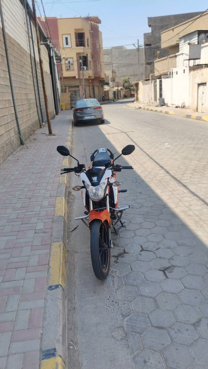 دراجة هاوجي KA بطح موديل 22 مسجلة بأسمي لوحات انكليزي ( مكفولة عام ) تحويل ثاني يوم سعر 2250 مليونين و ربع  بي مجال للشراي للاستفسار اتصال ع رقم ***********
