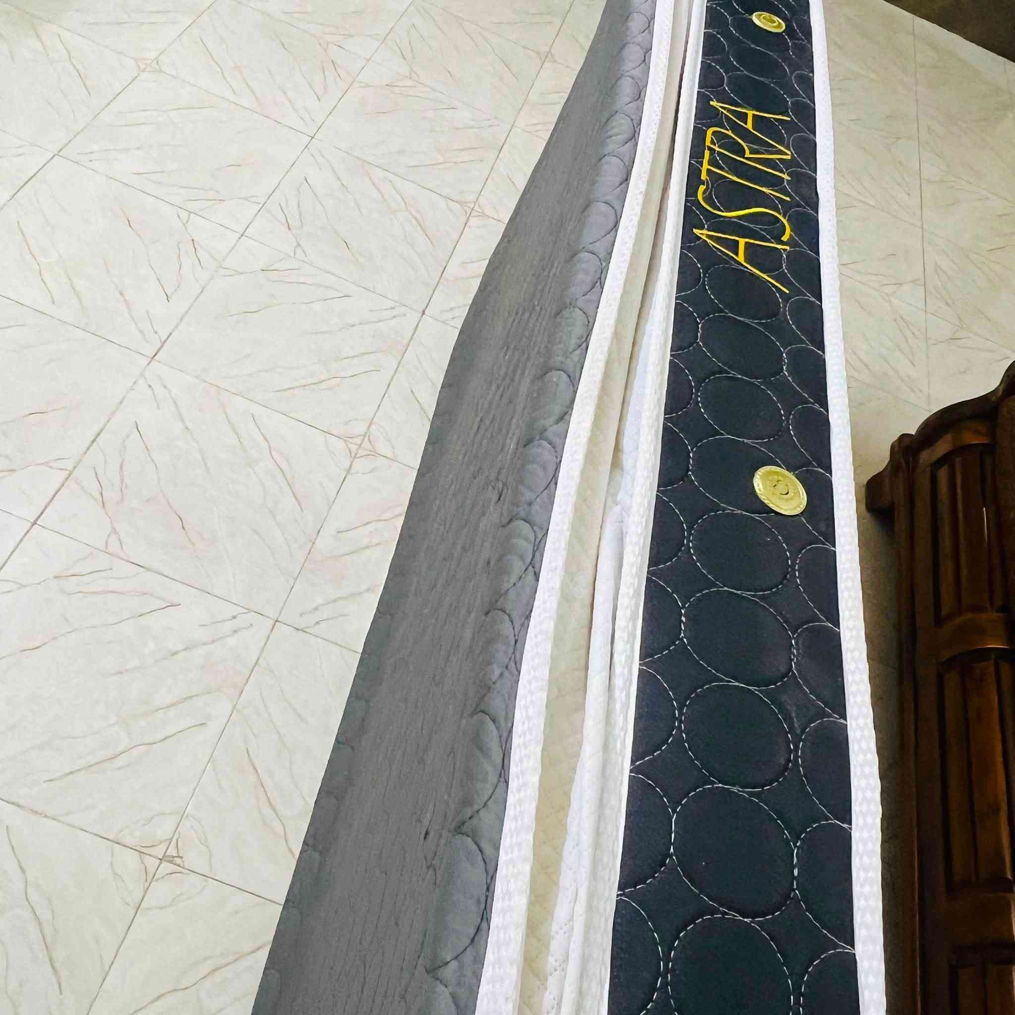 السلاام عليكم دوشك طبي للبيع مستعمل الطول 190 العرض90الاستفسار***********
