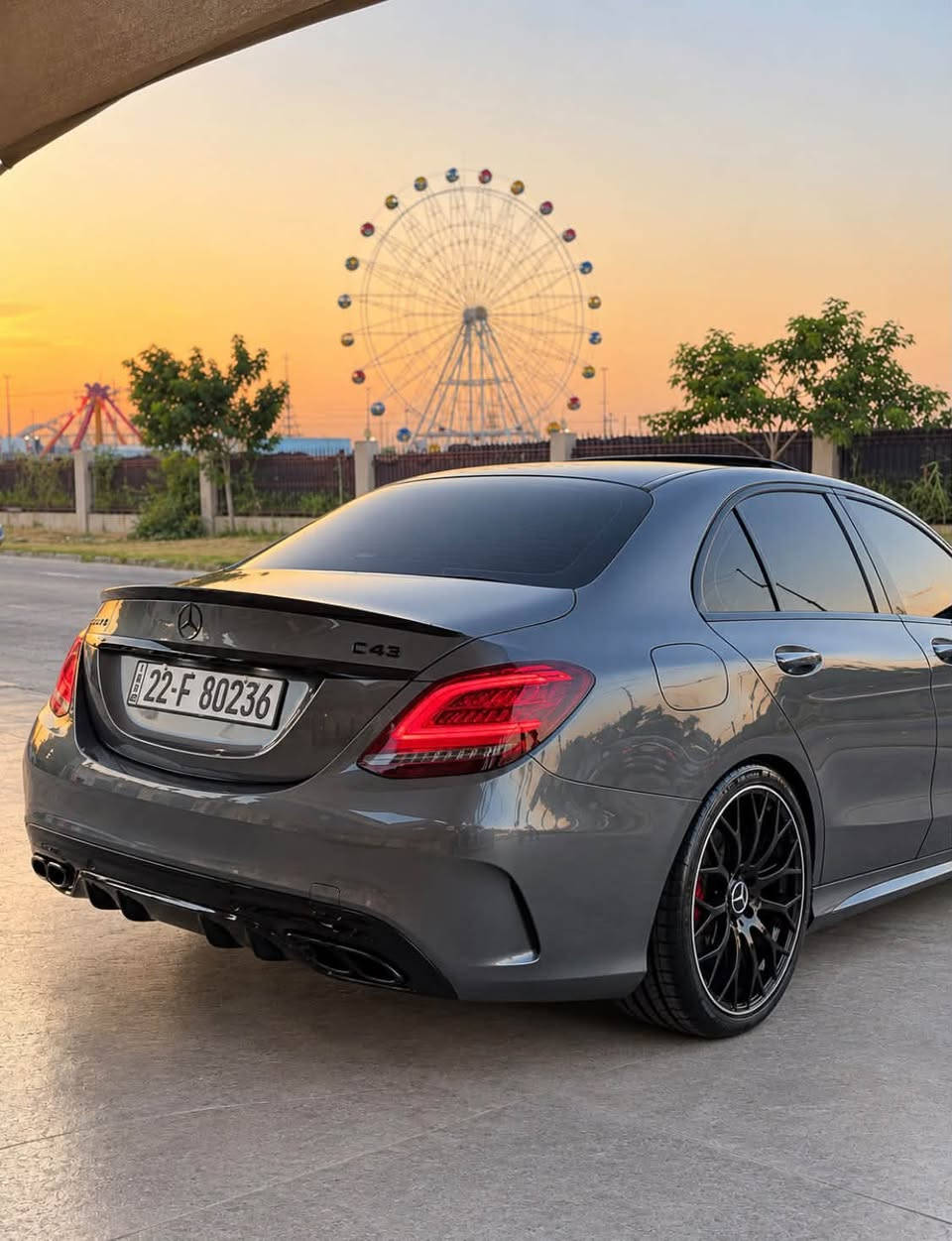 السلام عليكم
للبيع C300 2021 
(تو ويل)
 
رقم اربيل باسمي

السياره بدي كت AMG اصل

                                 (Night Edition)
 
ويل 19 تو سايز مع تخم تاير (Run-Flat)
 
دركة مال G63 

كيجات ديجتال + شاشة كار بلي

سستم سماعات 

كشنات كهرباء + تدفئه

لايتات داينمك ٨ عدسات

بك لايت ليد

رادار امامي +رادار خلفي 
نقطه عمياء
بصمه تشغيل+ بصمه ابواب
صندوق كهرباء
كامرا خلفيه دواره

ماشيه 65 الف 

السياره وارد امريكي حادثها جاملغ امامي فقط بدون دواخل 
( ايرباك راجع سستم شرط الفحص) 

كير ومكينه مكفولات من الفتح والتبديل

مكانها بغداد / الكرخ

للاستفسار:

‏‭***********
