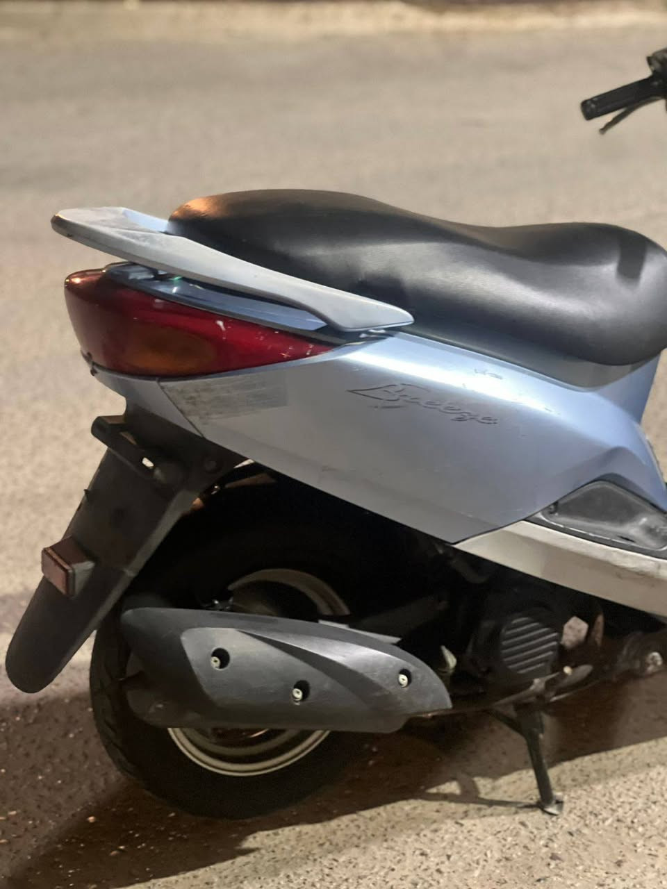 دراجه بريز بلاديه كلها
. نكره سلف مكينه ناعمه بلاد

المكان بغداد البلديات السعر 550
اتصال ***********
