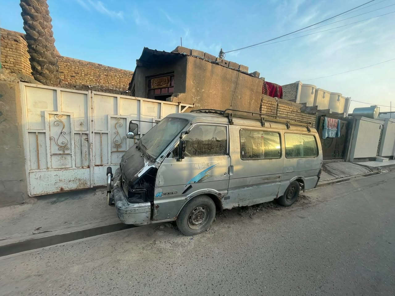 سلام عليكم كيه بسته موديل 1993 محرك بي بخار وكير وكسن مكفولات تريد تحويل تريد بدون تحويل سعر 10وبيه مجال مكان بغداد معامل *********** رقم راعيه
