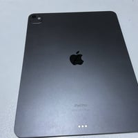 آيباد برو M4 • 13 بوصة • 256 جيجابايت