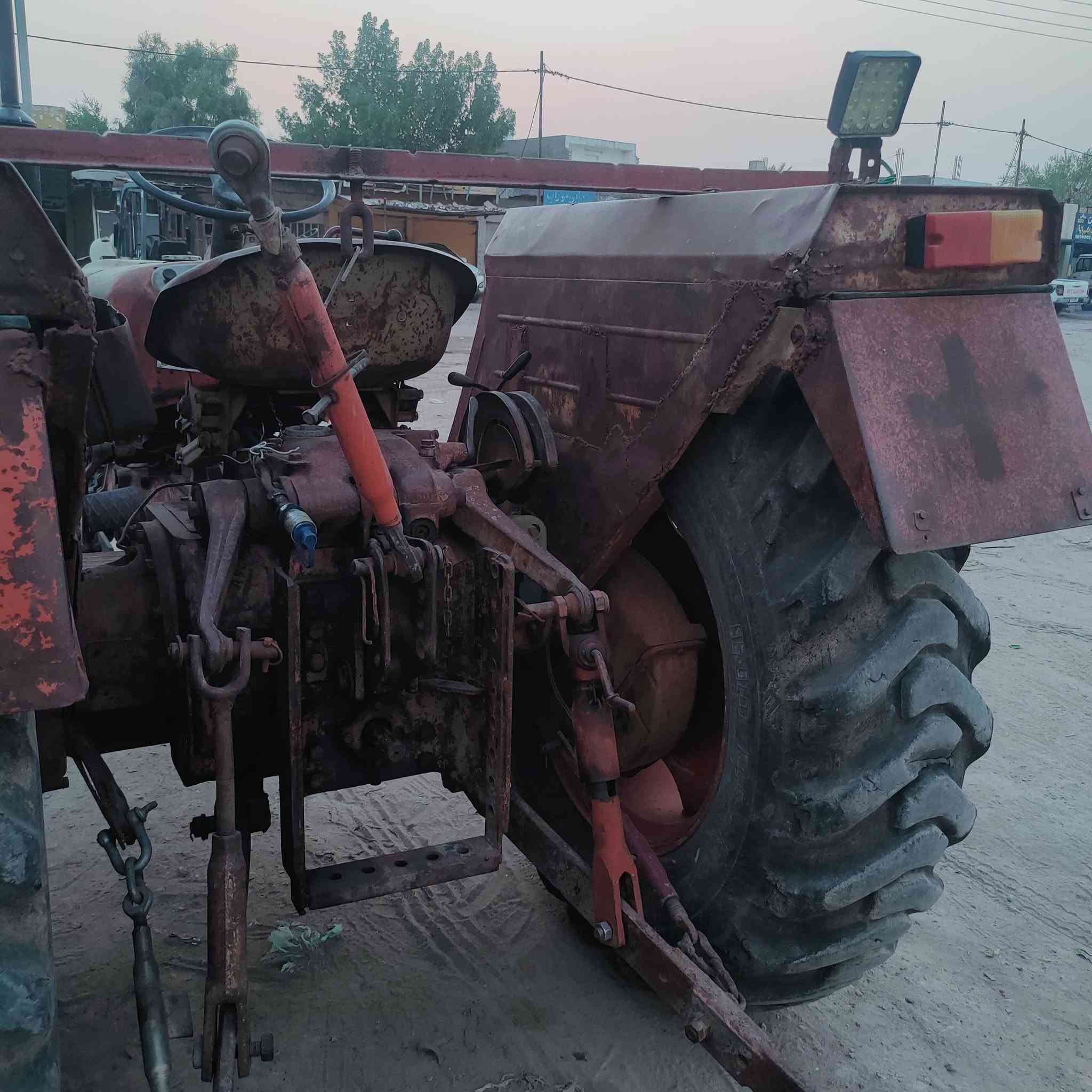 للبيع عنتر موديل 88 جاهزه مكفوله كفاله عامه من محرك وكير وجهاز الرفع باور أستيرن نگره سلف كهربائيات كله شغال مكينه مال جناي مكاني بابل أسكندريه 
***********

