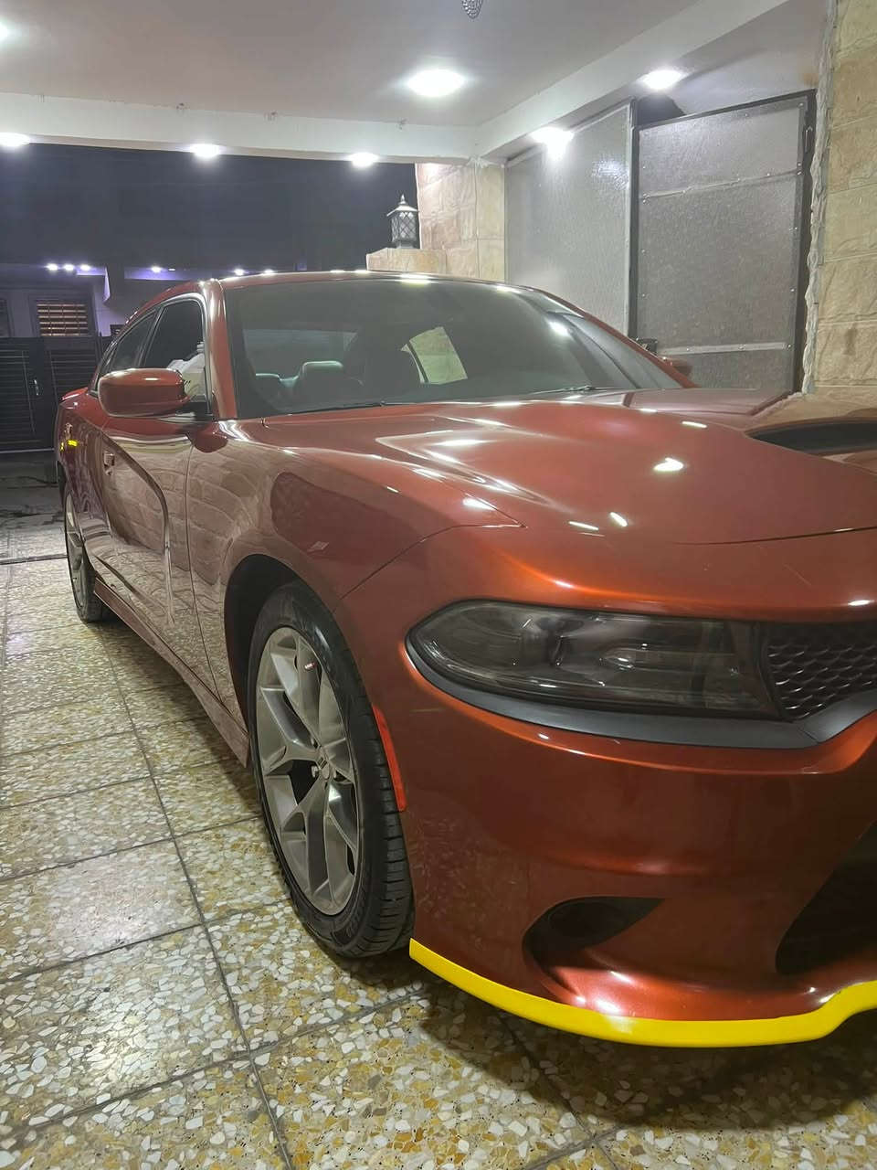 سلام عليكم جارجر GT خليجيه موديل 2020 وكاله هارلم ماشيه 40 الف فول موصفات بدون صبغ بيها بارد بلجاملغ الامامي الايمن السعر 280 (***********)
