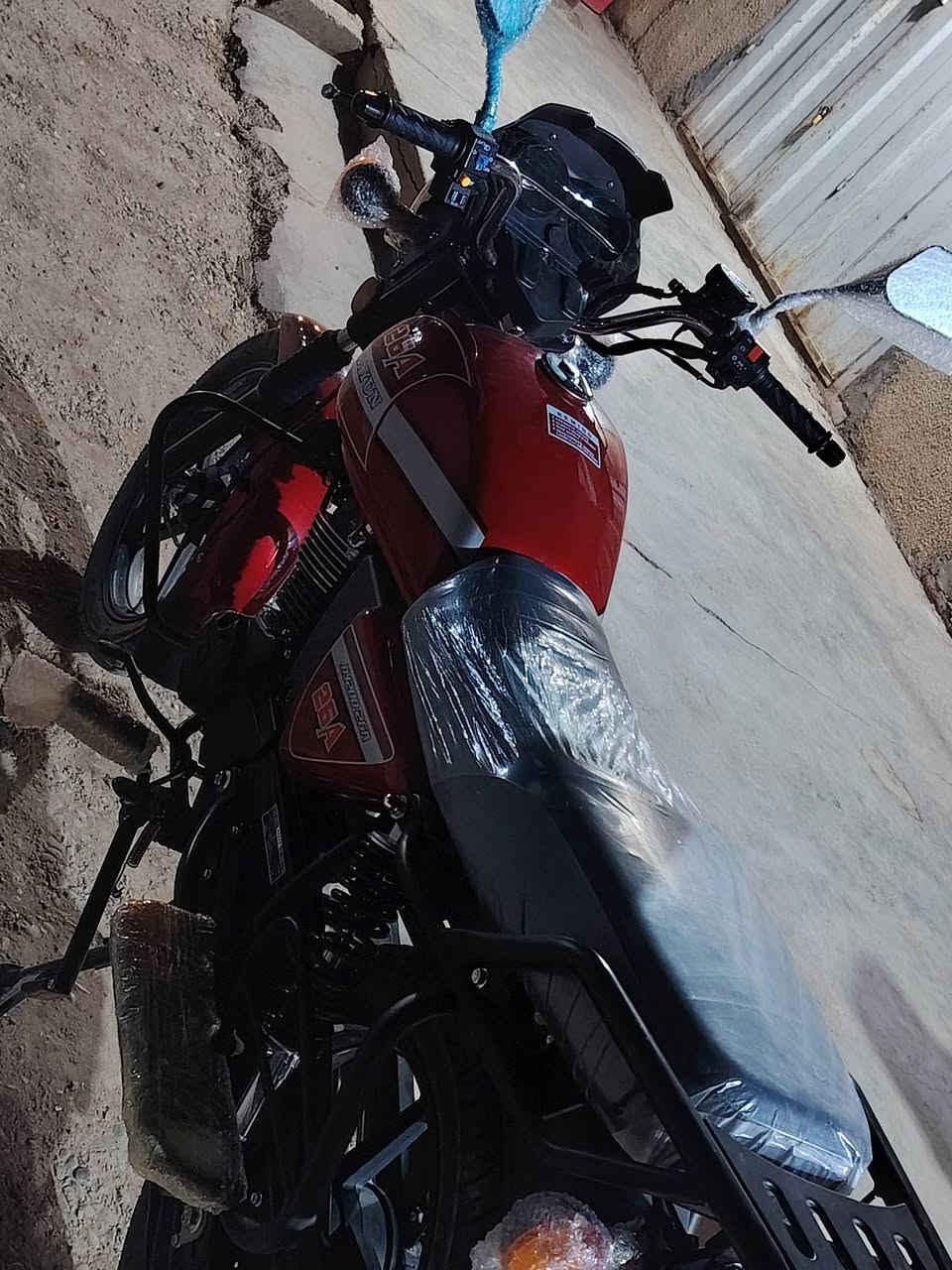 للبيع دايوان موديل 26 أوراق سحب أخت الزيرو المكان ديالى قرى الخالص ***********
