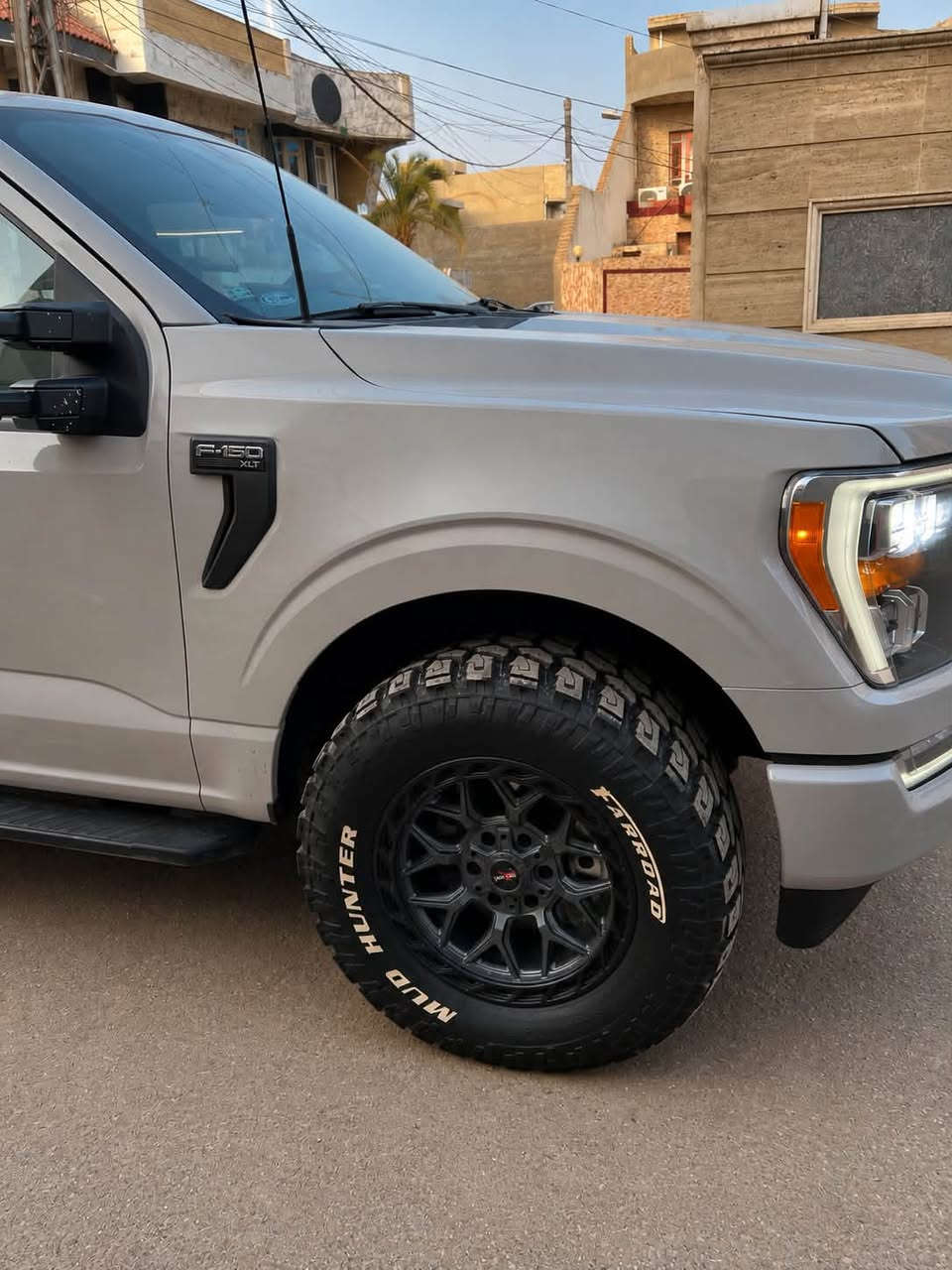 سياره فورد (F150) للبيع ..
سياره فورد للبيع باب طويل بدي قصير دفع رباعي 4*4 لون اسمنتي مميز شاشه كبيره كير طياره كيجات دجتل فول موصفات ماعدا الفتحه فئه XLT مديل 2023 كشنات كهرباء حادث السياره (بابين) فقط ماشيه 155 الف تحكم وضعيات قياده رادار امامي خلفي وجانبي كامره رقم اربيل تحويل وكاله ثاني يوم سنويه جديده هزه جديده مكينه 5000 (8) سلندر لايت LED  زنون 4 عدسات ويل كب رابتر المكان ( حله) للاستفسار : لاتصال على الرقم (‭***********‬)
