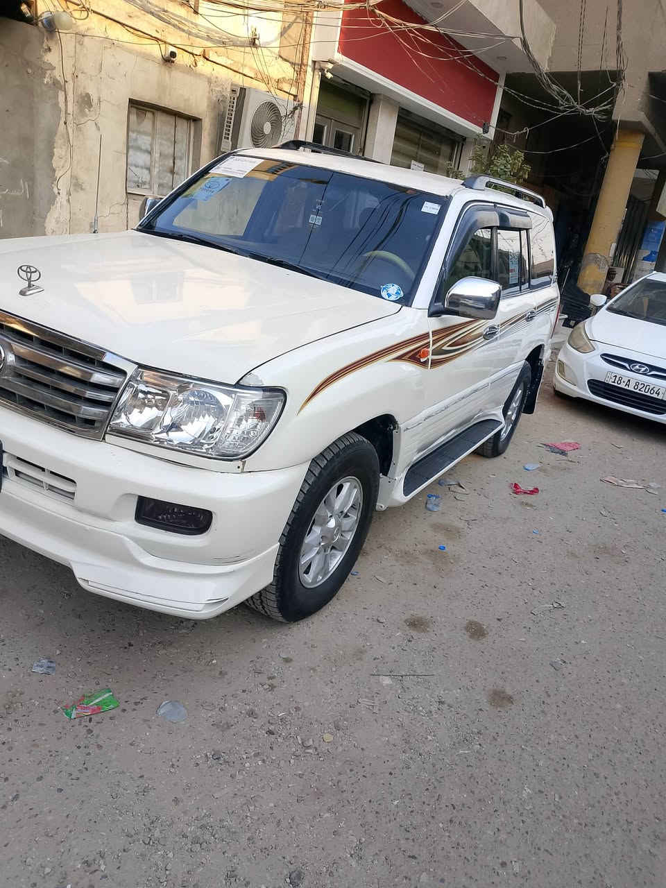 للبيع لاندكروزر مونيكا موديل 2000 محدثه 2007 رقم بغداد تحويل مباشر مكينه 8 سلندر سياره بيه تكمه صفحة سايق بس كلش حلوه مكان سياره حله مركز المدينة السعر 85 الاتصال ***********
