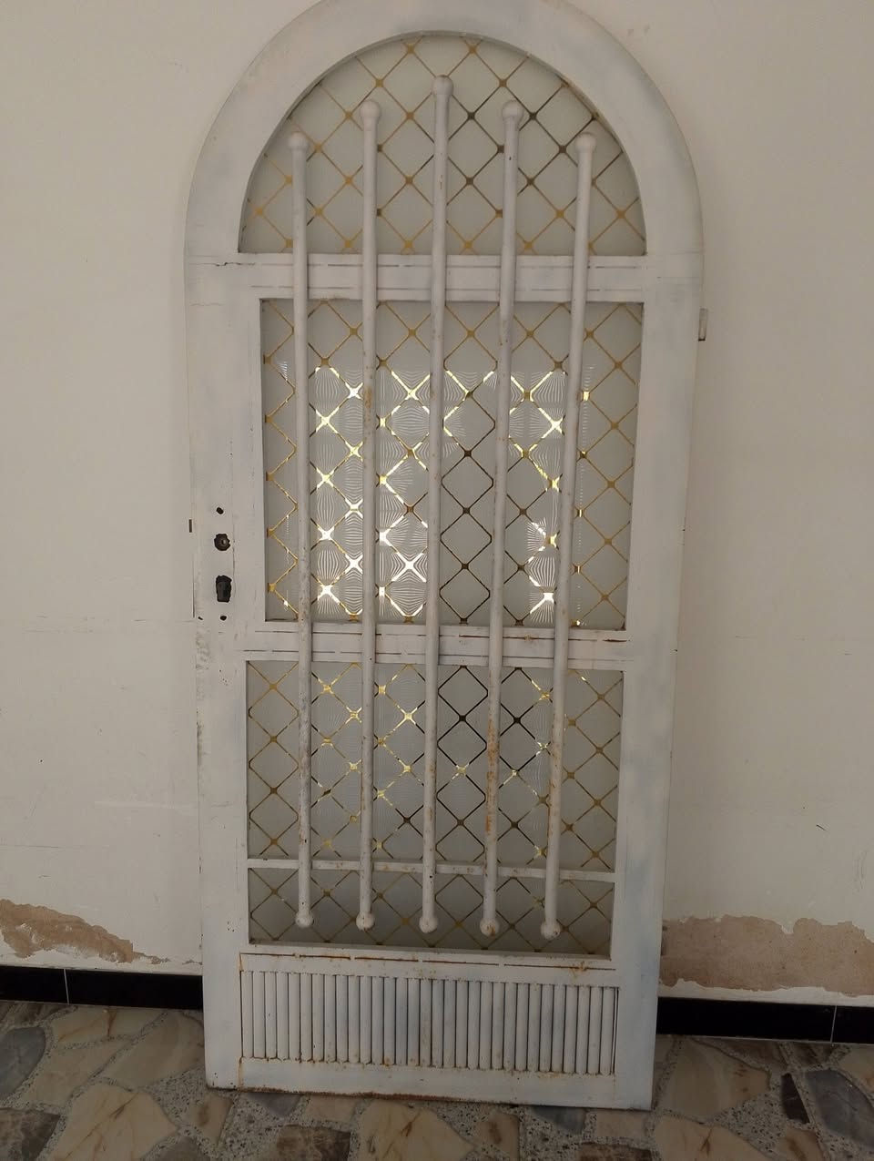 باب للبيع حيل نظيف الي ايفيده هذا رقمي ***********
