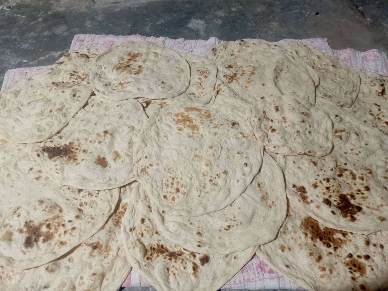 كبة دجاج • مني بيتزا • طرشي كيلو