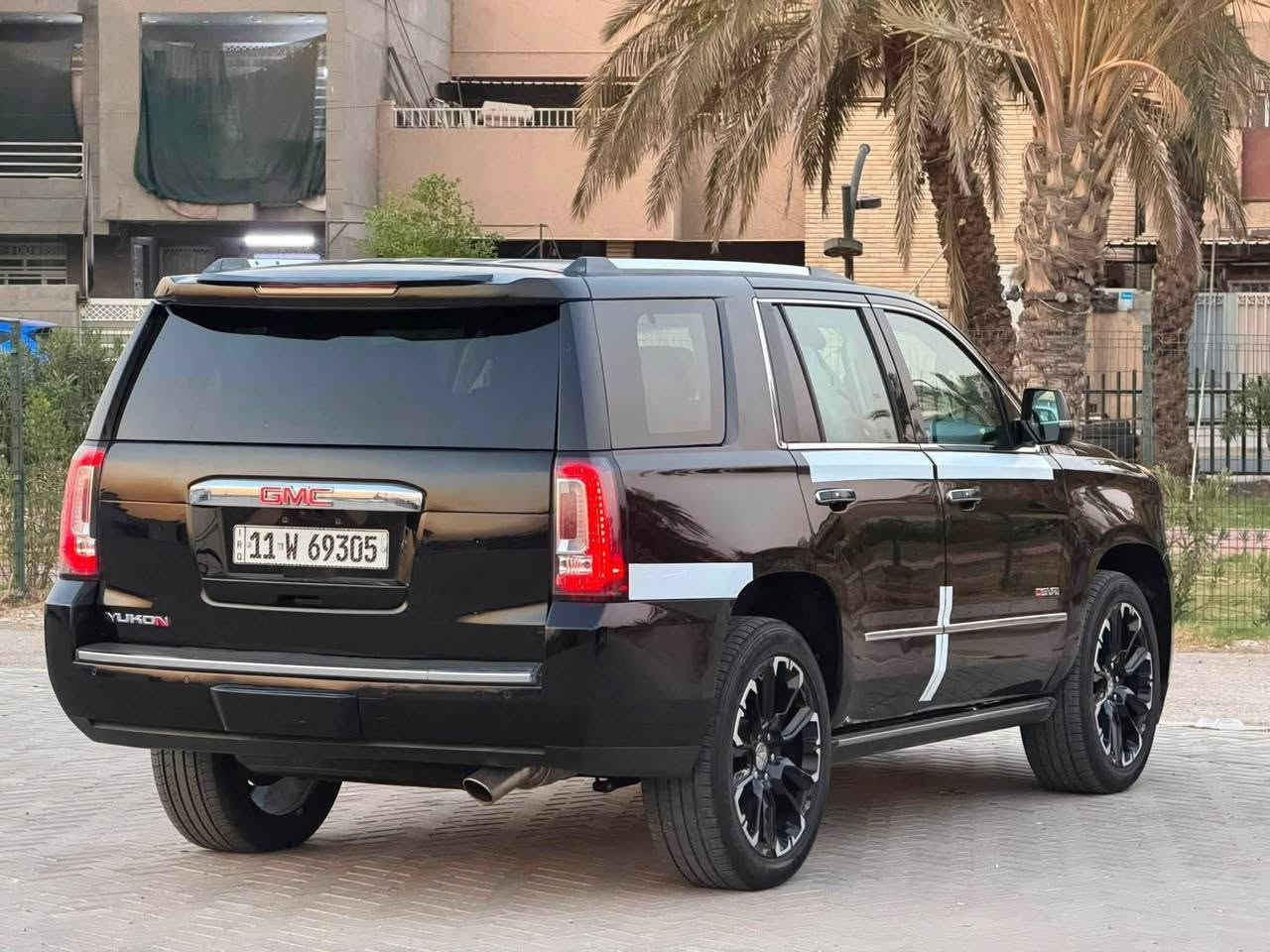 السلام عليكم جمسي دنلي مديل 2018 وارد امريكي حادثهة جاملغ صبغ وشوية بارد بل دير لخلفي بدون دواخل وبدون يرباك فول اعلة بصمة فتحة بصمت ابواب دوس شفط فور ويل شاشة ددو شوب كيج لكتروني7 راكب سياحي منفصل جنطة كهربا ويل 22
دفيدي خلفي رادار تحديد مسارشاحن لسلكي جنطة كهربا مكينة 5300 سعر لسيارة  310 $ وبيهة مجال 
لسيارة بسمي وتحويل مباشر مكان لسيارة 
بابل المسيب *********** ابو علي الفلوجة, الأنبار
