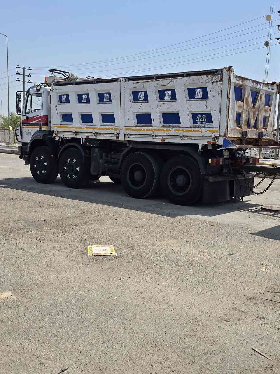 مقطوره اللبيع موديل 98 المكينه 44 كهربائي  
كير 240 مجموعه جيف تلفزيوني  
السياره مكفوله كفاله عامه الاستفسار
الاتصال عل رقم ***********
***********
