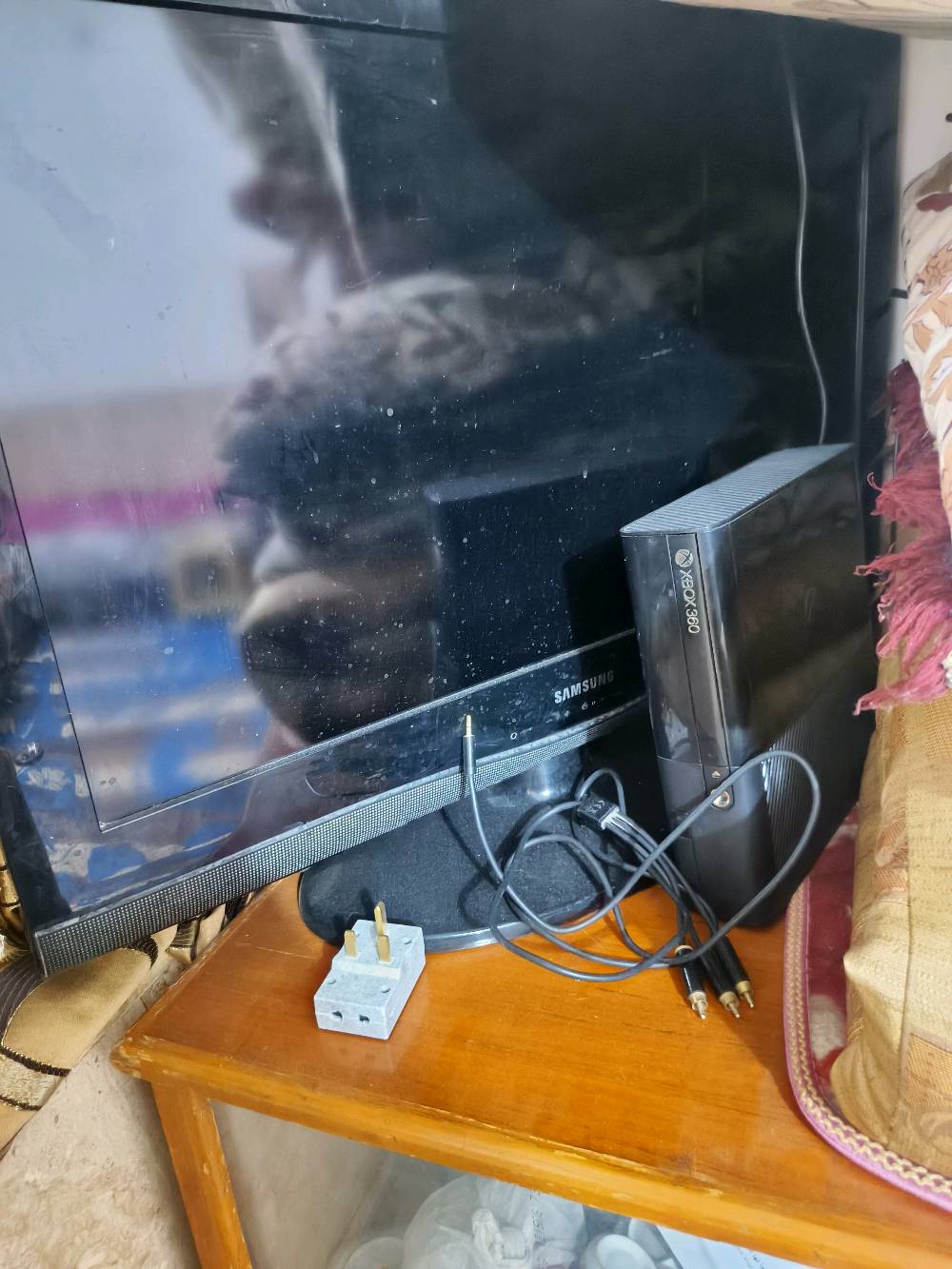 ​🎮 باكيج ألعاب متكامل للمراوس بلابتوب
سلام عليكم شباب، عندي باكيج ألعاب كامل ونظيف للبيع أو المراوس بلابتوب مناسب:
​🔹 الأجهزة والملحقات:
​جهاز Xbox 360 Super Slim: نظيف جداً وبحالة ممتازة.
​التعديل: معدل RGH (ينزل عليه أي لعبة مباشرة بدون أقراص).
​التخزين: هارد 250GB ممتلئ بأقوى الألعاب (GTA V, FIFA, Call of Duty وغيرها).
​الشاشة: شاشة Samsung 32 بوصة شغالة 100% وألوانها ممتازة.
​الملحقات: يد تحكم أصلية + كامل وايرات التوصيل.
الجهاز للبيع او الامراوس بلابتوب  بسعر 180 الف و بيه مجال
ملاحظة ما عندي كهرباء زينه علمود اشغل الجهاز فالمشتري له الحق في تجربة الجهاز لضمان 
العنوان النجف الاشرف حي المكرمة شارع المزرعة 
الرقم ***********