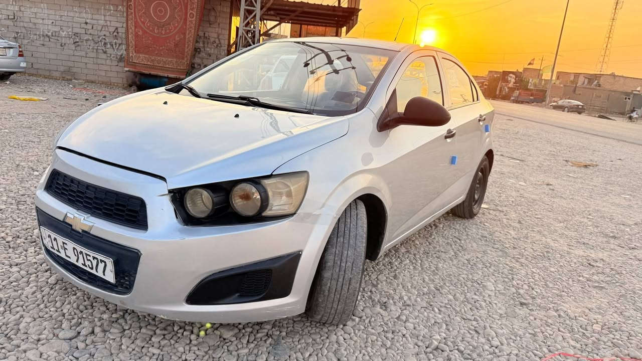 شوفر ليت خليجي 2013 كفاله عده بارد ب الباب السياره جديده جداد ماشيه 180 مكينه 1800 المرغوب ام الحساسين السعر 61 رقم الهاتف ***********

