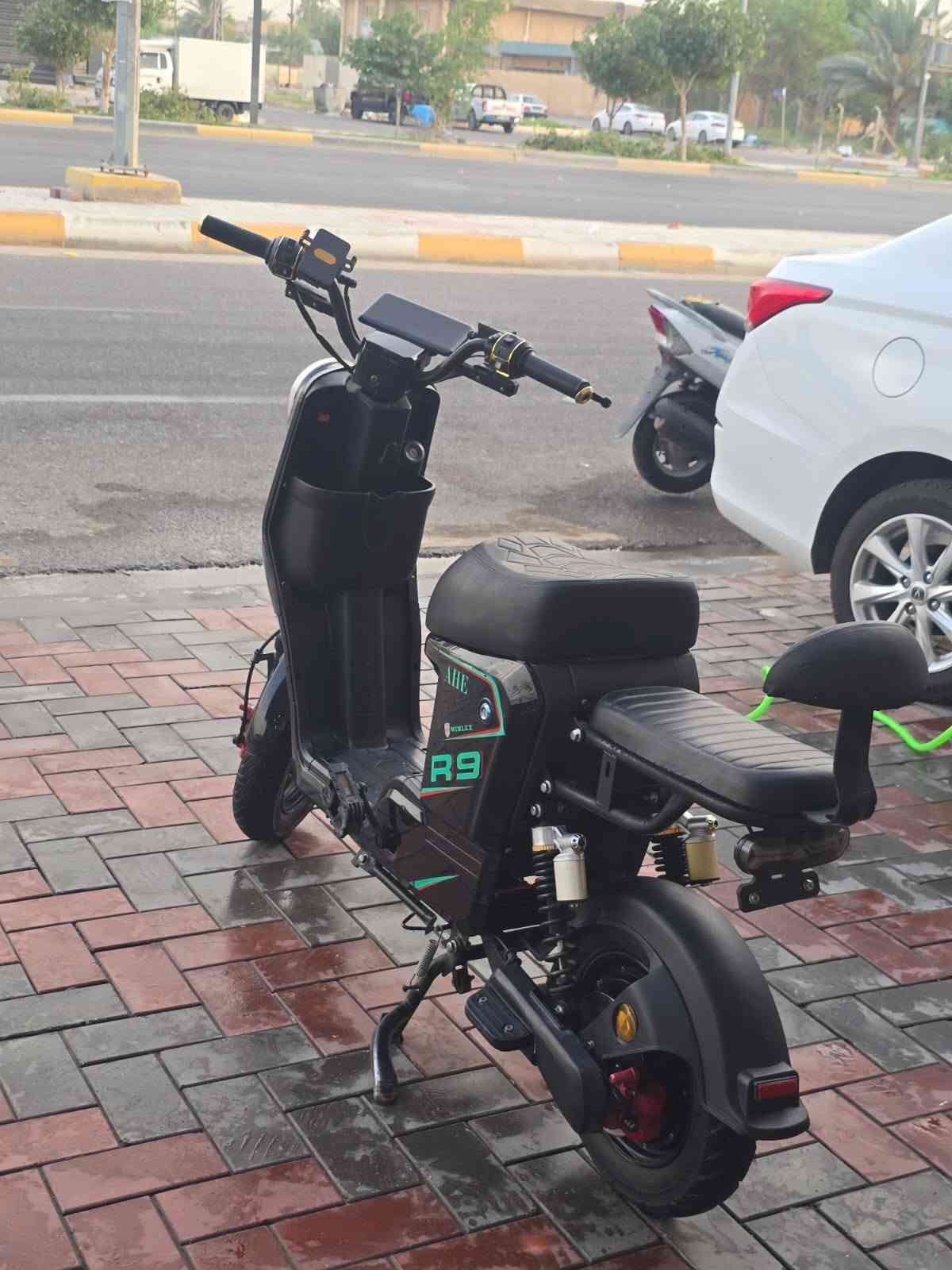 R9 • ٢٠٢٥ • ٥ بطاريات