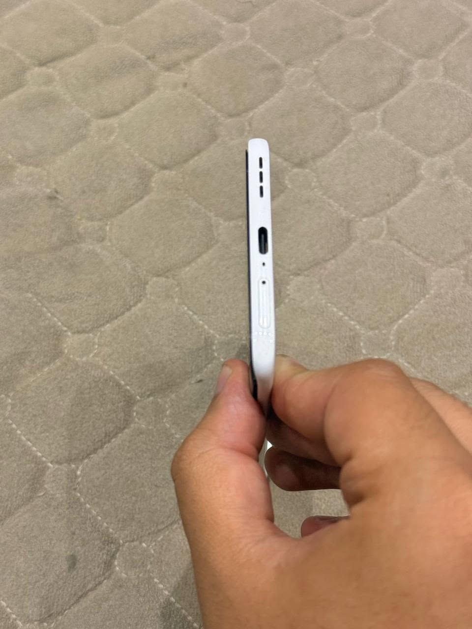 السلام عليكم للبيع
تكنو  POVA Slim 5G 
 تكنو بوفا سلم 5g
  التلفون مال بيت ومامفتوح ومكفول 
اي خلل مابي غراضه كارتونه فقط

ذاكرته :256 وعشوائيه8+8=16
📱الشاشة : 6.78 بوصة - 144 هرتز - AMOLED
الكامره : 50 + 2 ميجابكسل
المعالج : Mediatek Dimensity 6400
البطارية : 5160 مللي 
السعر 290 وبي مجال
مكاني بغداد الطوبجي 
***********

نص مكتوب في الصور:
- هاتفي
- اسم الجهاز TECNO POVA Slim 5G
- التخزين ٣٣.٨٧ غ.ب / ٢٥٦ غ.ب
- الطراز TECNO KM9
- وحدة المعالجة المركزية Dimensity 6400
- RAM 8.00 GB+5.00 GB
- الكاميرا الخلفية 50M+2M
- الكاميرا الأمامية 13M
- البطارية 5160mAh
- الشاشة 6.78" ProXDR Eye-care Display
- إصدار Android 15