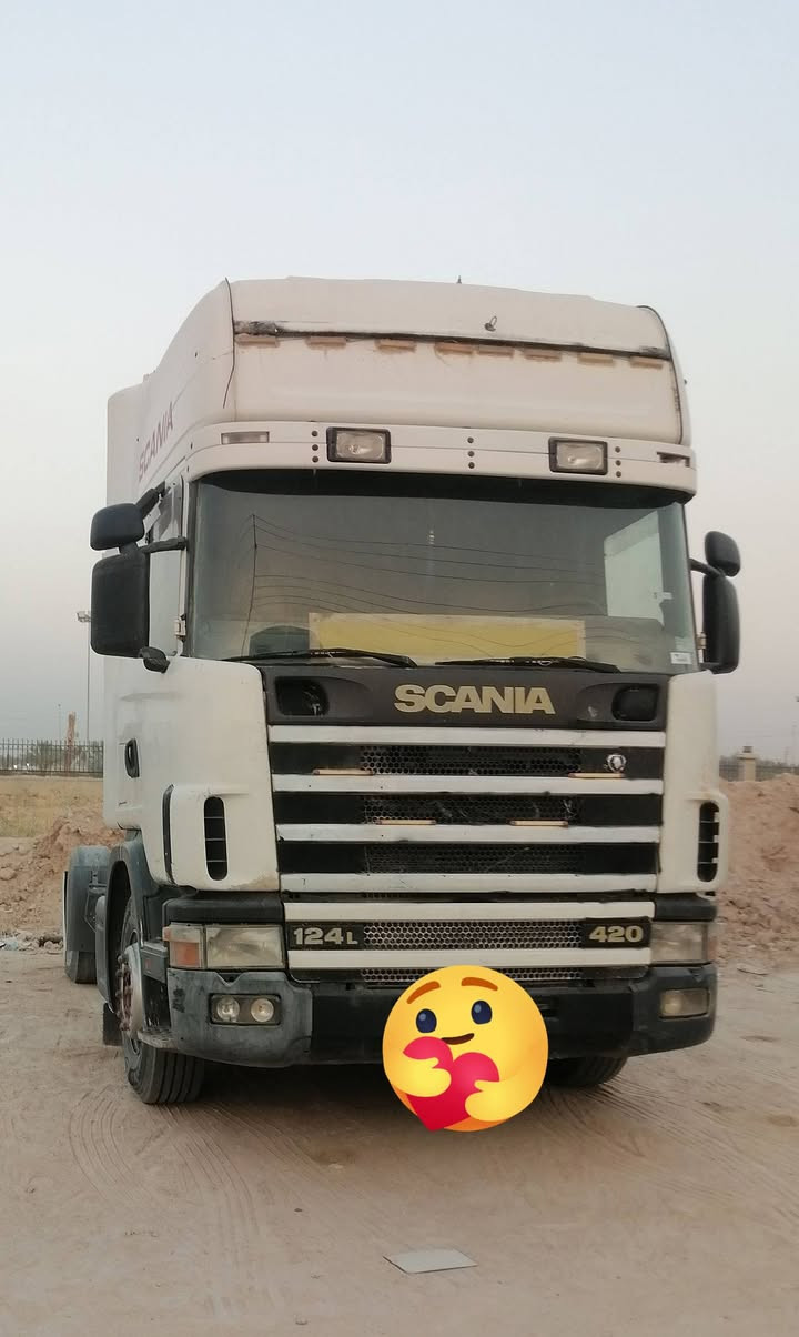 السلام عليكم من رخصت صاحب الكروب 
سكانيه للبيع موديل2004دبل لكزز مكينه 2007مكفوله من كلشي مداور رقم نجف السعر125وبيه مجال للشراي للستفسار.
عل ***********
