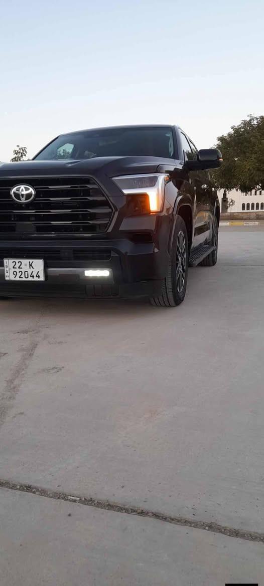 تويوتا سيكويا موديل 2023 جديدة بمعنى الكلمة ماشية 26 الف فيئة Limited محرك 6 سلندر (3.5T (3500 بانزين + هايبرد ضررها بسيط جدآ جاملغ أمامي صفحة السائق وربع البنيد بدون دواخل بدون ايرباك  رقم أربيل بأسمي تحويل مباشر سعر 55 الف دولار 5 شدات و 50 ورقة وبيها مجال للطيبين للإستفسار *********** عنوان ديالى بعقوبة الجامعة
