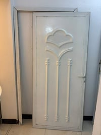 ابواب PVC • مستعملة نظيفة • ١٩٧×٩٧