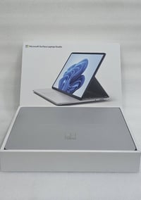 Microsoft Surface Laptop Studio ⚙️ المواصفات: 💠 Core i7 الجيل 11 💠 RAM...
