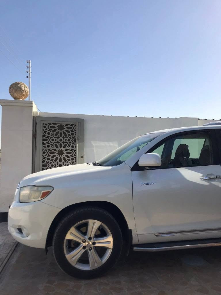 هايلاندر فول • ٢٠٠٨ • باسمي الرمادي