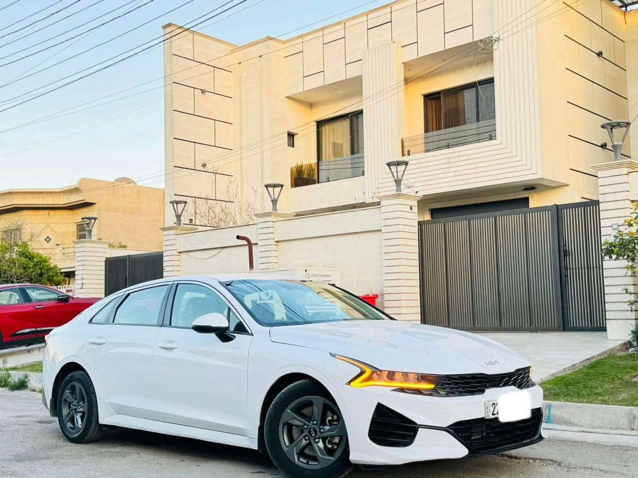 بيع مستعجل
كي فايف 2021ابيض  

حادثهه بنيد فقط والباب مفتوح
السعر 128$
هاتف / ***********

السيارة فول مواصفات عدة الفتحة
السيارة كشنات كهرباء 
تحكمات ستيرن كاملة 
كشنات تدفئة وتبريد 
محرك  GDI2000
السيارة محرك مكفول 
كير مكفول 
صدر جديد 
السيارة ماشية 70 الف حقيقي 
رقم اربيل انكليزي باسمي سنوية لل 31
