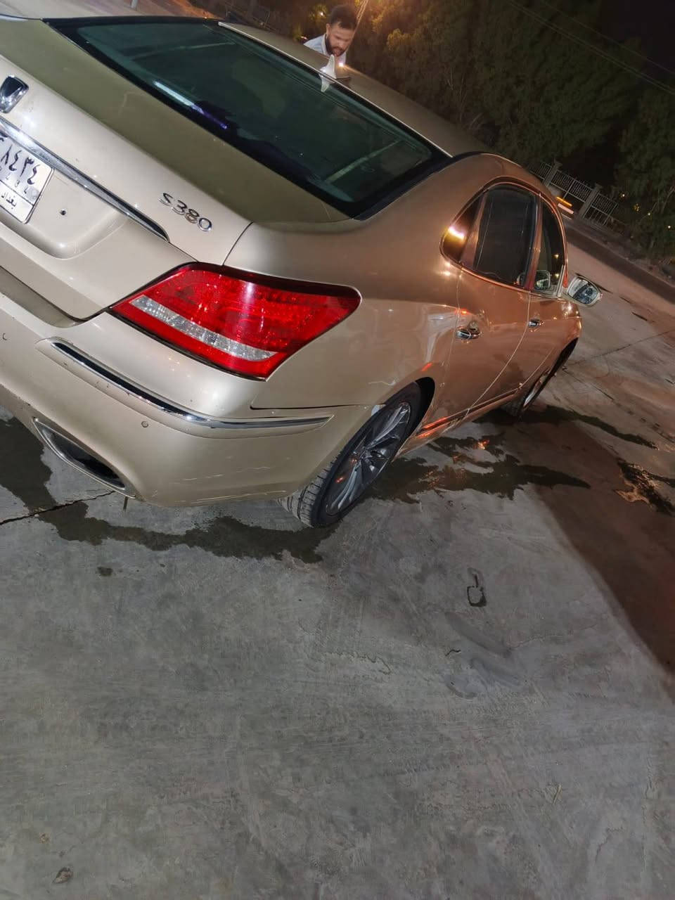 🚘 للبيع هونداي جنيسس أكيوس – موديل 2013

📍 رقم بغداد – حرف ر
✅ السيارة كاملة وفول مواصفات
✅ هزّة وملصق راعيها موجود
✅ وكالة باسم المالك
✅ الغرامات مصفّرة وما عليها غرامات
✅ سيارة كاملة ونظيفة

⚠️ البيع وكالة فقط
راجعت المرور لغرض التحويل، وبعد المراجعة رجعوني إلى الأضابير، لذلك البيع حاليًا يكون بالوكالة.

والشخص اللي ياخذها، إذا يرغب، أسويله وكالة أصولية ويكمل إجراءاتها بنفسه.

💰 السعر: 80 ورقة

📞 للتواصل: ***********
مكانهه بابل
