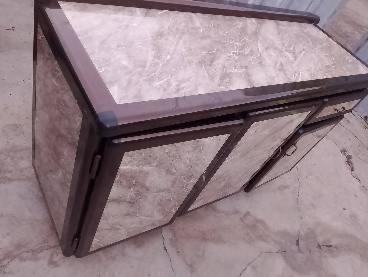 كاونتر مستخدم قليل سعر 65العنوان النبي يونس ***********
