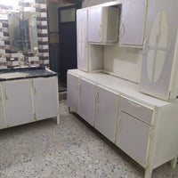 كاونتر للبيع مكاني النهروان شارع الشمري 07711489474