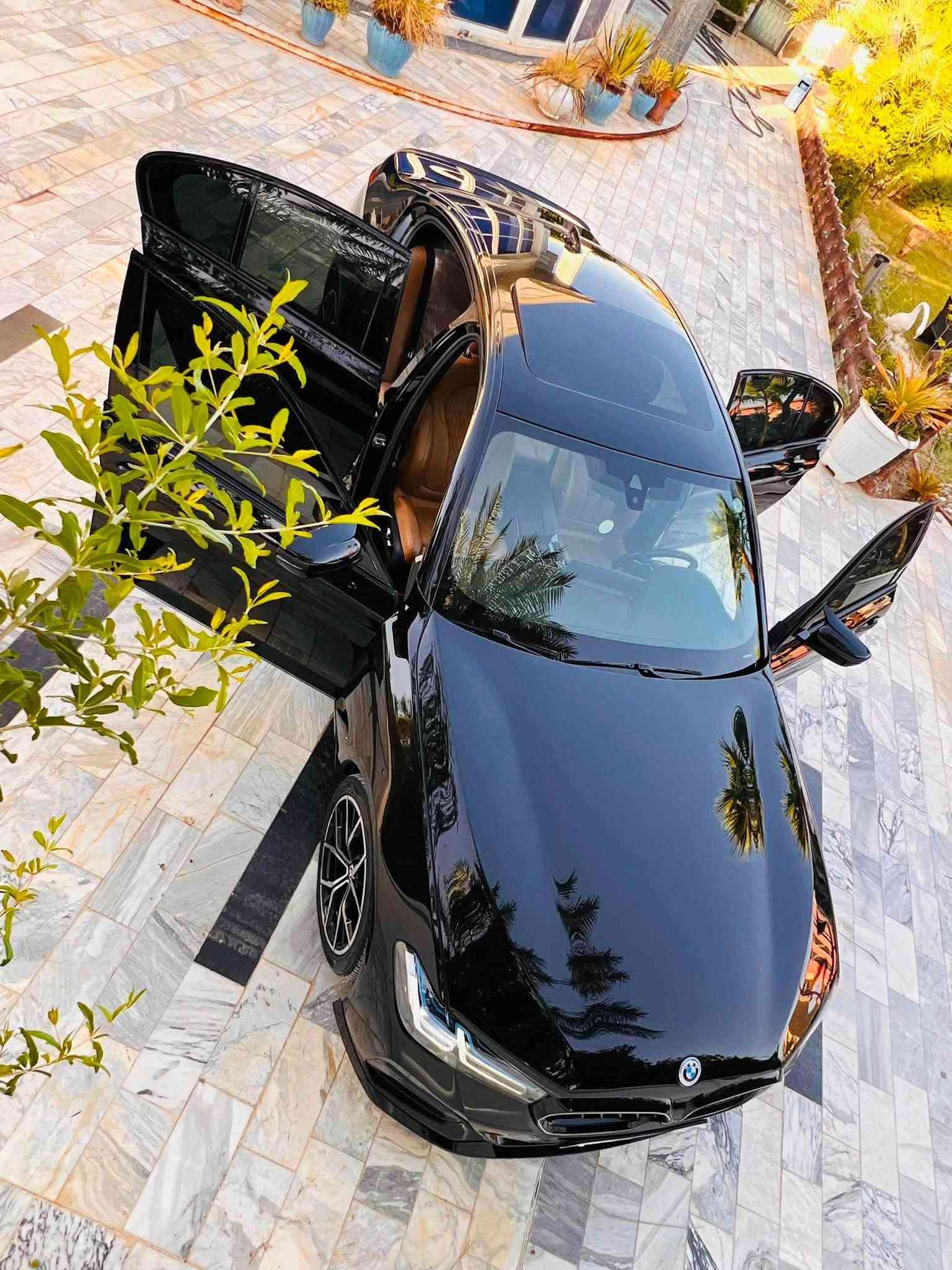 ‏✅BMW 530i
السلام عليكم شباب
للبيع 2021 kit M 

( بلاك اسود ملكي ◼️)

‎مكينه 2.0 توين تيربو  يعني ميحتاج نسولف 
‎🚀دفع خلفي 
‎المواصفات 1/1 فول 🔰
تشغيل عن بعد 
‎داخل مشمشي 🔶
فتحة سقف
صندوق كهربائي يفتح بلرجل 
مري شفط + اشاير بلمري 
Auto Dim مرايه جانبيه والوسط نوع 
‎ عداد ديجيتال + ماوس تحكم
ابواب 4 بصمات انارة ترحيب -شاشه في كبيره لمس وميزه كار بلي 
‎كشنات اماميه كهرباء كشنات هيتر 3 مراحل + كاميرا خلفيه + ليد خلفي 
‎فول حساس امامي + خلفي 360 درجة + 
هيتر ستيرن 
‎لايتات عدسة زينون + داخل 12 لون + حساس مطر اوتو
‎ + تبريد قطعتين 
‎تحكم تبريد خلفي + هاند بريك دكمه + اوتو هولد + 
‎مود درايف+   
كاعيات الشركة بيه🫢
-مزوده ب انظمه قياده وردارات 
-رادار امامي مانع للتصادم يضهر بل شاشه الاماميه 
-رادار جانبيه النقطة العمياء مع تنبيه صوتي 
-شاشه كبيره 

🟢السيارة صفر مسج مناقصها اي شي دهن و فلاتر اصلي بانزين فول محسن حيل مداريها لسيارة حتى دسكات اصلي امامي خلفي جديد 
تخم تاير جديد 24
السيارة بوليش و نانو جديد 3m امريكي 

‎ ⚜️ اضافات اخرى ⚜️

تطعيم الفجوج بماده الهبات الفسفوري يعني مو صبغ من مركز بوب
- 🔥 -  Mفووول( كت ام )مع شعارات الـ 
‎🟢( لحية + سبايدر + دفيوزر +  شباك ليد ضوئي) 
حادث السياره بسيط حيل شبه كلين شبر صبغ بلجاملغ فقط وبارد بلبنيد اصبعين بدون ايرباك بدون ايرباك  السياره كفاله من الفتح والتبديل والكير والمكينه جدد لوك 
كتلوكات الشركه وياها 
رقم اربيل بسمي شخصيآ تحويل 

للأستفسار / ***********
