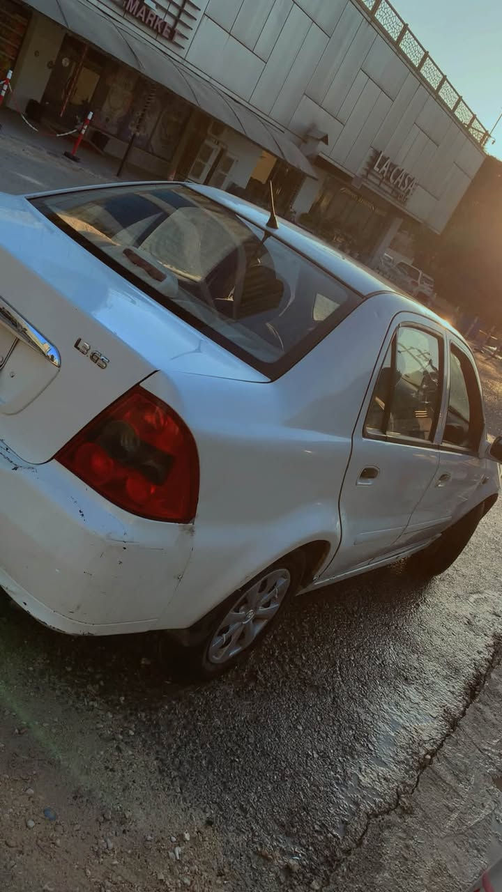 سيارة جيلكي (Geely CK) للبيع
 الموديل: 2009
 المحرك والجير: جديدان بالكامل
 طقم المحور الأمامي (السينكي): جديد
 السعر والملاحظات:
 السعر: 30 ورقة (3,000 دولار)
 توجد غرامة مرورية على السيارة، وسيتم خصم مبلغ الغرامة من السعر النهائي مع مراعاة ومساعدة في السعر.
 رقم تواصل واتساب 
***********
