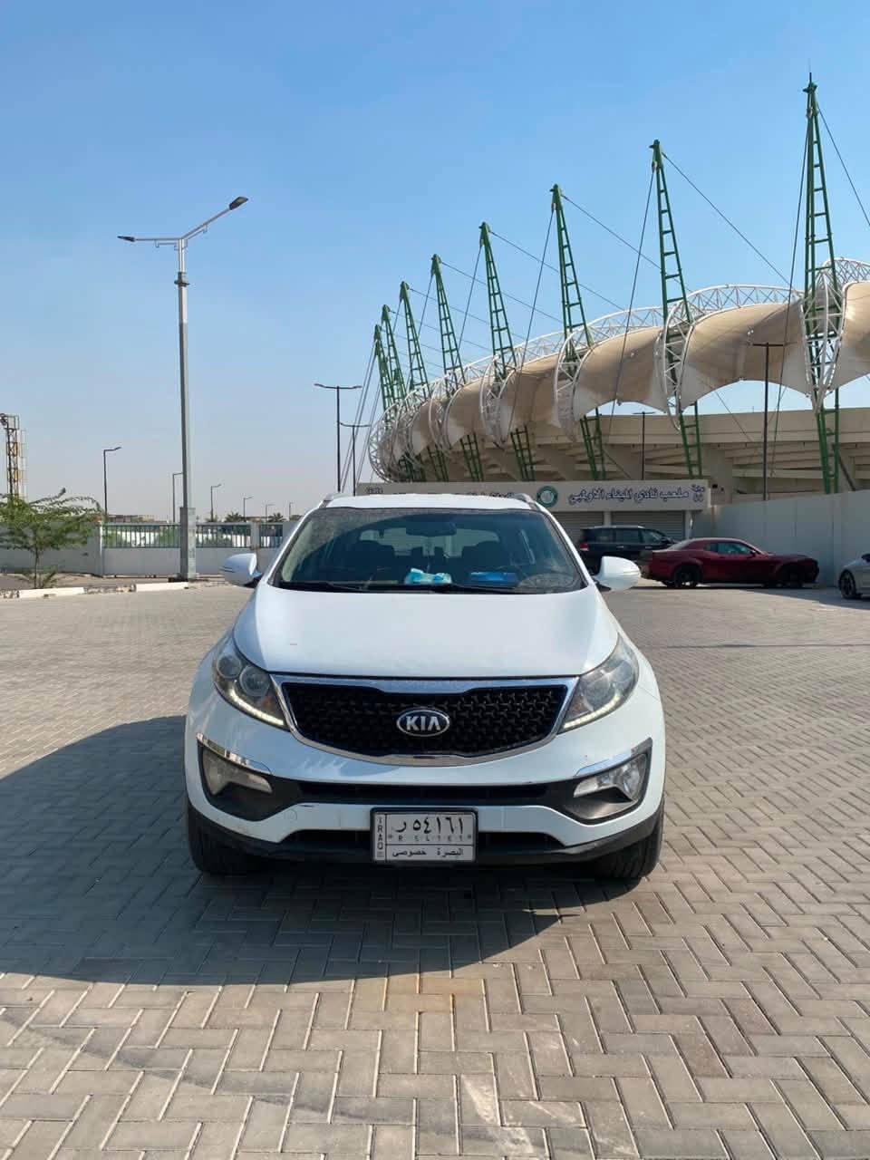 ---
*🚘 كيا سبورتج موديل 2015 - وارد خليجي 🚘*

التفاصيل الوصف
**اللون** ابيض لؤلؤي
**العداد** 158,000 كم
**الرقم** بصرة - الماني
**السنوية** منتهية
**حالة البدي** مكفولة من الضربة والشاصي والغرق - فقط طخات بسيطة
**التايرات** تخم تاير 
**السونار** بيها حالوب ناعم بالقمارة فقط
**المحرك والكير** مكفولات شرط الفحص

*🔧 النواقص:*
1. حدادية 
2. كمبريسر التبريد

*💰 السعر: 136 ورقة*
*📍 العنوان: البصرة - المعقل*
*🔄 المداور: ثاني يوم *

*للتواصل والاستفسار:*
*📞 ************
