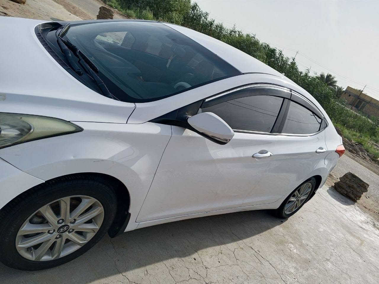 النترا ٢٠١٣ خليجي
رقم اربيل القديم سنويه ساقطه 
محرك ١٦٠٠  لا تنقيص لا تبخير لا دونز قبل ٣ اشهر مجفته ع ايدي بساحه الطيران بغداد 
كير كفاله  + تبريد ثلج 
شاشه  +تحكمات ستيرن+اشاير بالمري+داخل نضيف  
السونار مرفق مع الصور 
سياره ماناقصه اي شي 

*********** 
مستعجل ع البيع  بسبب ضرف
