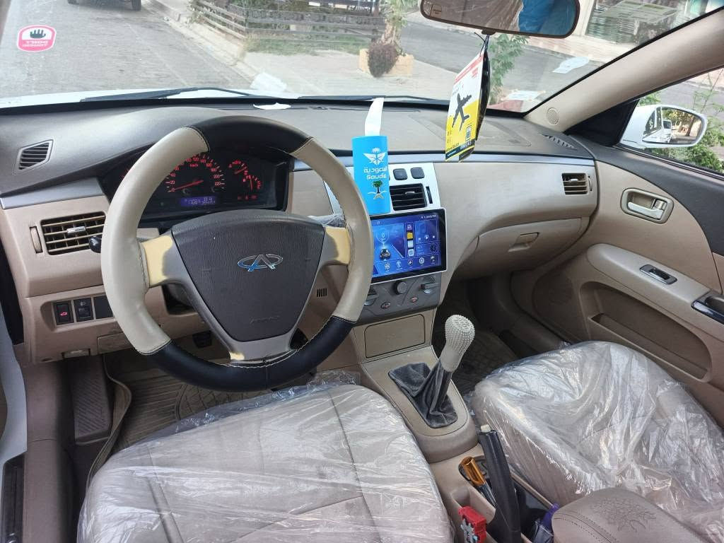 للبيع شيري ٢٠١٣ بدون صبغ فقط بيها مكانين صغار تعديل 
السعر  ٥٣ 
بي مجال 
سيارة حلوة ومرتبة
كوبون بنزين بي
سنوية لحد 
شهر ٧/٢٠٢٨
مكان سيارة كركوك 
***********
*********** كركوك, العراق
