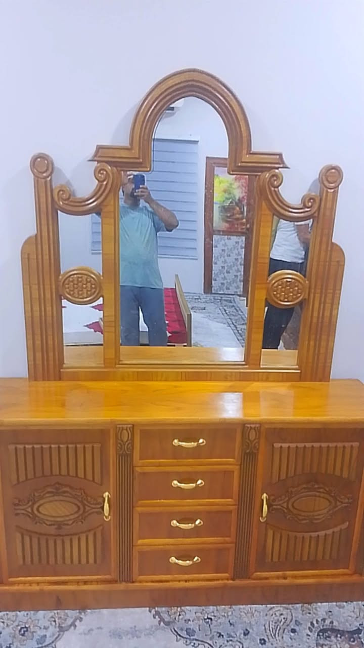 @@نجاره نور المنتضر للبيع البواب وغرف النوم للبيع نقد وقصط مكان بصره ابو الخصيب *********** وتساب متواجد
