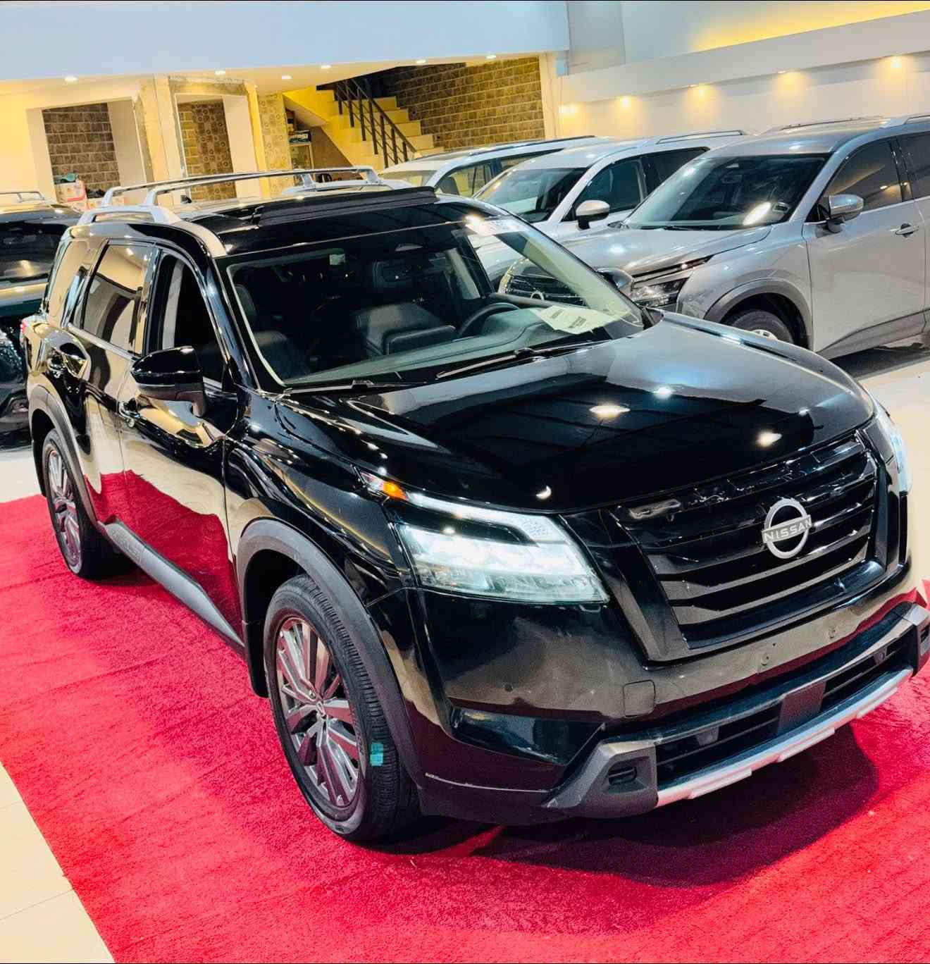 NISSAN PATHFINDER. 2025 SL  AWD  PLUS 

(كاتي)
تترقم شمالي(اربيل،سليمانيه،دهوك)

🚨🚨
السعر علق الرقم (25)🔰 💵💲تابع الصفحة ✅
اللون: اسود 

الموديل :2025 

نوع المحرك : 6 سلندر (3.5L) 

عداد المسافه: الف مايل فقط

الضرر: كما موضح بالصورة.  + رقم الشاصي مرفقه في المنشور

المواصفات: 

سقف بانوراما 
ستيرن تدفئه
خمس كاميرات (360)
بصمه تشغيل
بصمة اربع ابواب
تشغيل عن بعد 
كشنات VIP 
كشنات تدفئة 
ستيرن تدفئة 
كشنات كهرباء
رادار امامي
رادارات جانبيه
رادار خلفي
حساس خلفي
شاشه كبيرة
مانع انزلاق
كروز سرعه
هاند بريك بصمه
اوتو هولد
نظام ايكو نورمال سبورت
صندوق كهرباء
7 راكب

العنوان : كركوك حي الخضراء شارع المعارض 

معرض هشام الحمداني لتجارة السيارات 

للأتصال والأستفسار☎️☎️

***********
***********
***********
