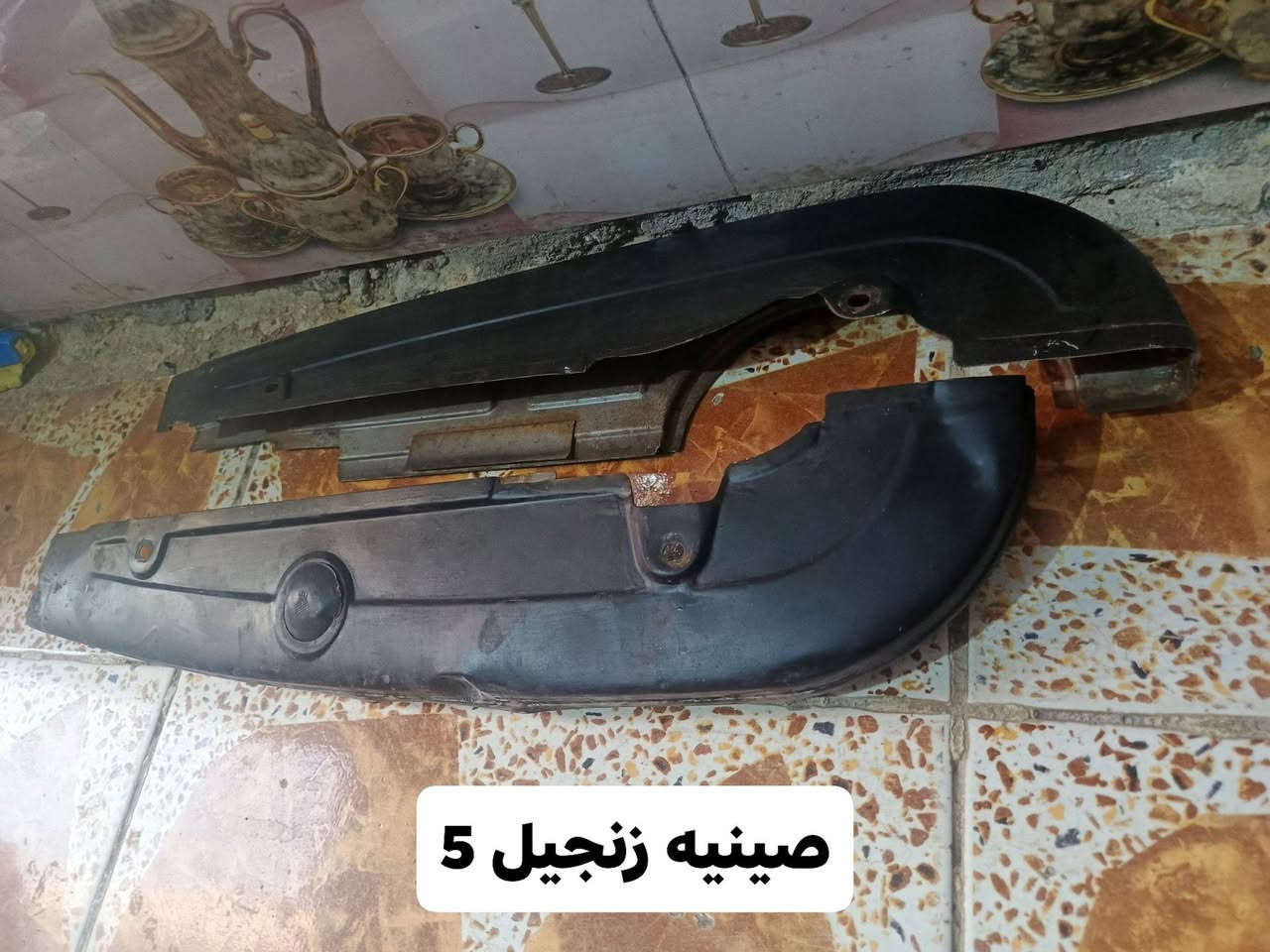 غراض نامه للبيع إذا تاخذهن كلهن ب25 مكاني شطره

نص مكتوب في الصور:
- تانكي نضافه 100/70 سعره 5 قفل
- صالنصه صوت نجمه 10قفل
- جسر الاصلي 5قفل
- صينيه زنجيل 5
- سيبايه 5 قفل
- جاملغ خلفي هوى والبك لايت شغال ثنينهن ب 5