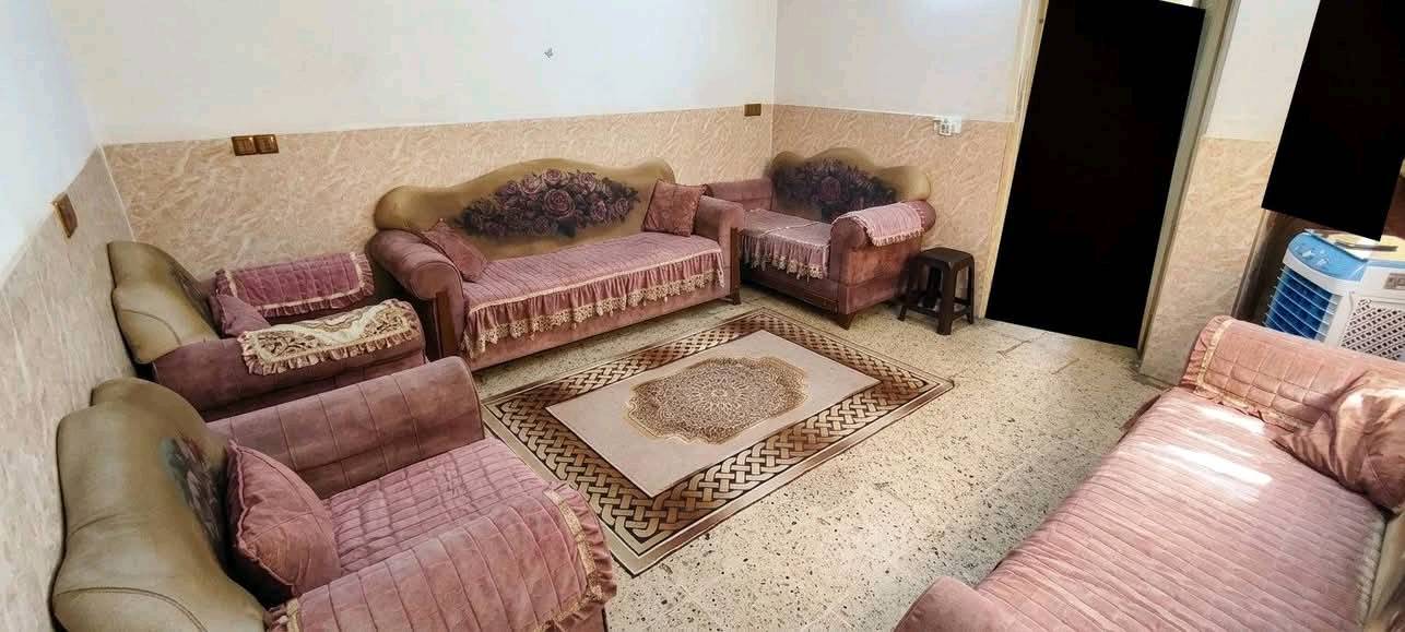 اثاث قنفات بسعر 350الف (بيه مجال)
5قنفات
ممكن توضحلي شكد طول كل قنفه تقريباً، وهل هي 5 قطع منفصلة لو طقم كامل؟: 
تفاصيل خاص
شنو حالة القنفات من الداخل والخارج؟ بيها أي تمزق، هبوط، بقع، أو تحتاج تنظيف/تبديل؟: 
تفاصيل خاص
منو موقعك بالضبط وين تنوجد القنفات؟ وأكو توصيل لو الاستلام من نفس المكان فقط؟: 
بغداد بلديات
السعر 350 ألف نهائي لو بيه مجال للمساومة؟ وإذا أكو شي مضاف للطقم مثل وسائد/أغطية تبقى وياها؟: 
بيه مجال للمساومة تاتي معه وسائد والأغطية تبقى مع قنفات 