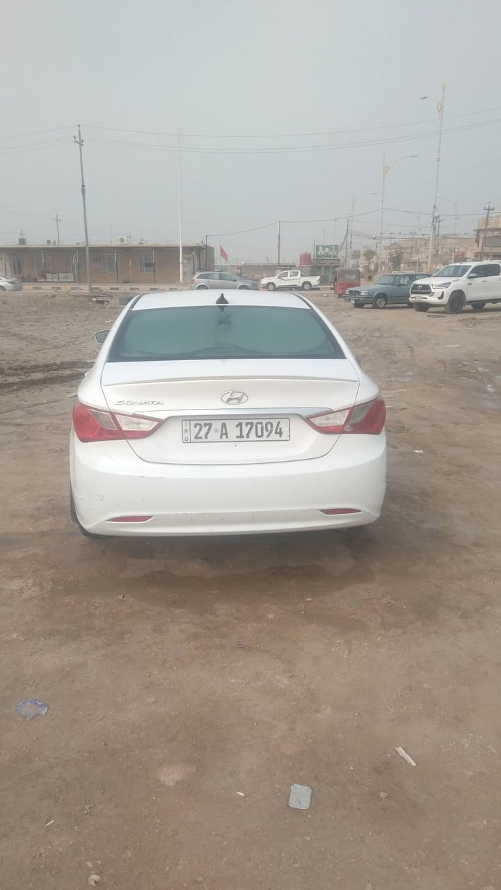 سوناتا ٢٠١٢ للبيع وارد امريكي السعر ١٠٠ $.خاليه من التبديل
للتفاصيل اكثر الاتصال على الرقم 
***********
