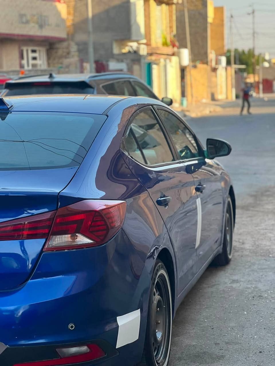 السلام عليكم
النترا موديل 2019 مكينة 2000دوش كير atالمرغوب بلاد مكفولات حدادية تمام منضومة تبريد جديدة باتري جديد تايرات سياره جاهزة 

مواصفات السيارة شاشة بلادي تدعم بلي كارد 

تحكمات استيرن 3انظمة قيادة لايت زنون عالي ناصي عدسة مانع انزلاق نظام ايكو كشنات مدوشمة جديد ارضيات جلد وسفاري نظيفة من الداخل كلش

ملاحظة: حادثة جاملغ الايمن وبالعراق بارد بين الباب السايق بيه رشات صبغ ابيع حزام 

السعر 105وبيه مجال

رقم واسط مكان السيارة كوت مركز المدينة 

الاستفسار ***********
