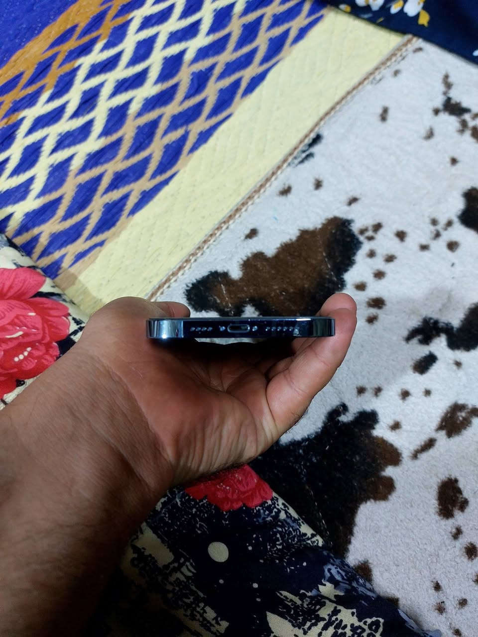 ذاكرة ٢٥٧
جهاز ما مفتوح وما مبدل بي شي بطاريتة ٨٤ 
مكاني بغداد المشتل 
سعره ٦٥٠ وبي مجال

رقم***********
