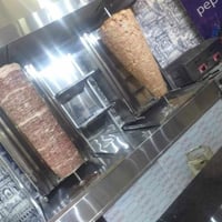 طباخ بيتزا • فحم وغاز • ١٣ سنة خبرة