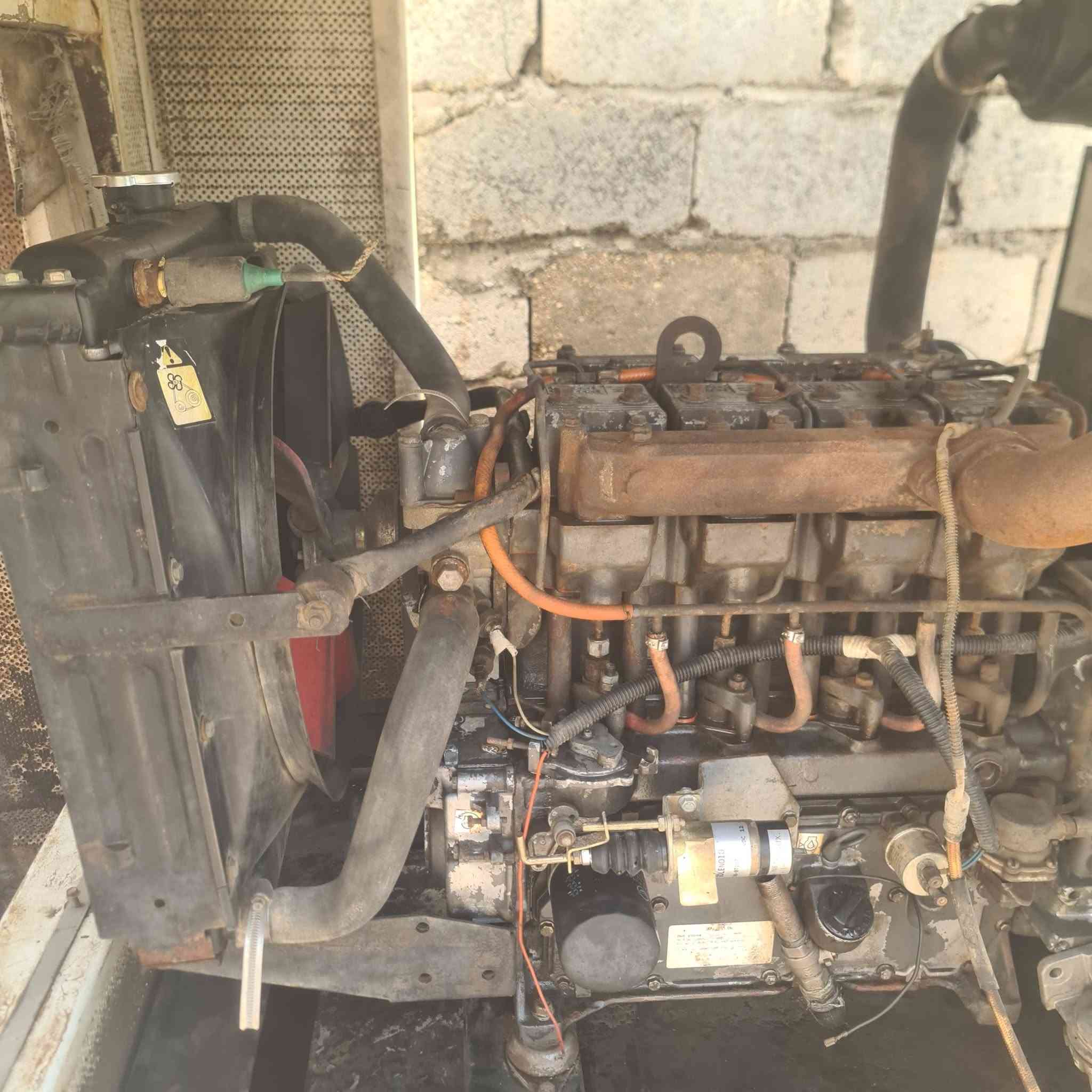 لستر بتر للبيع
عنوان بغداد 
١٧ونص كيفي 
***********
كاتم
