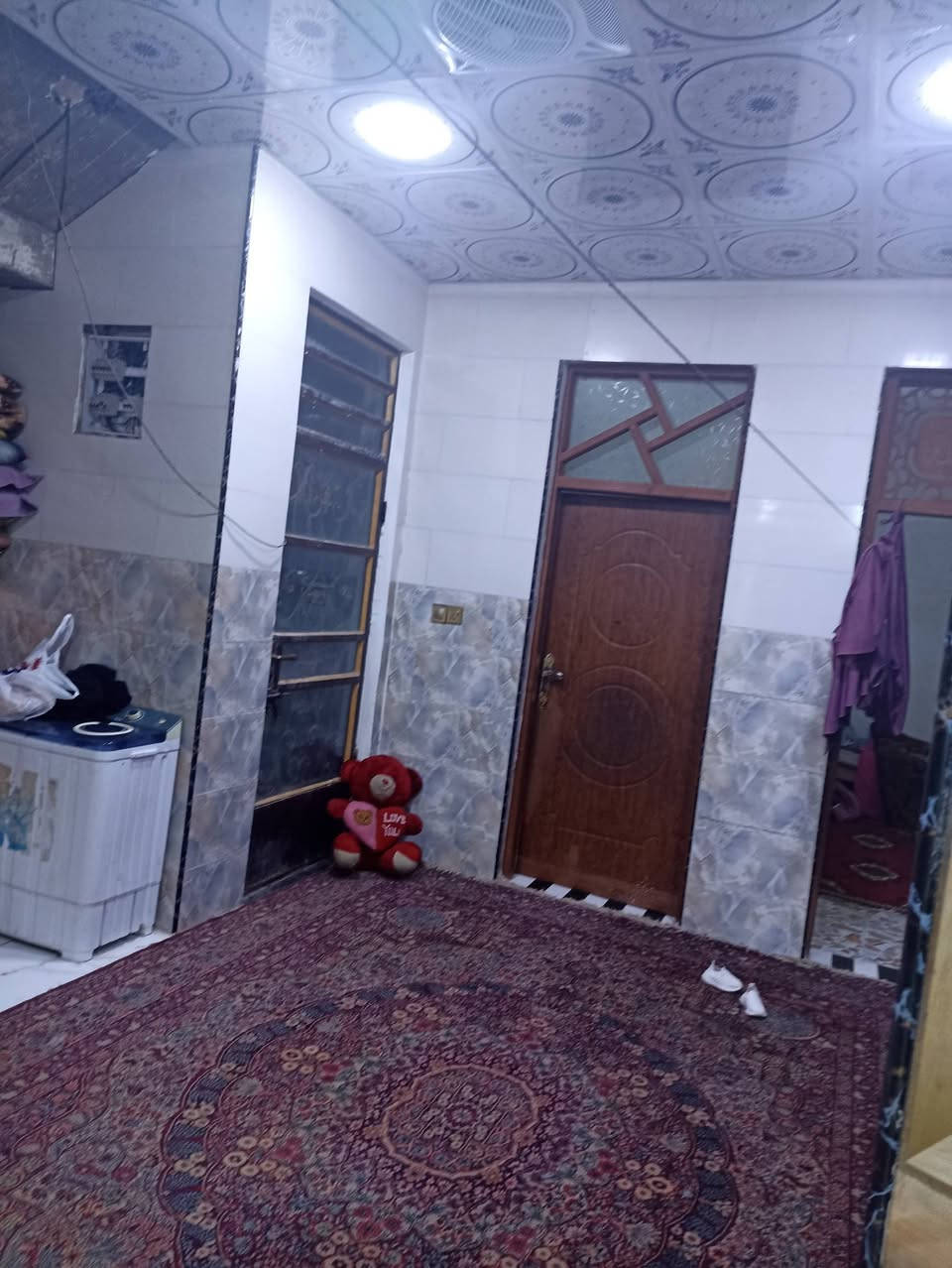 اسلام عليكم بيت مساحه 150 طابو صرف بناء حديث الخالصه  بل محمل مجاور دائرت المجاري السعر 60وبي مجال  ***********
