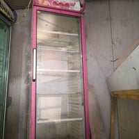 غراض محل للبيع متكامله بردات 2عمودي 1طرحي مال موطه رفوف فاترينات 4القي...