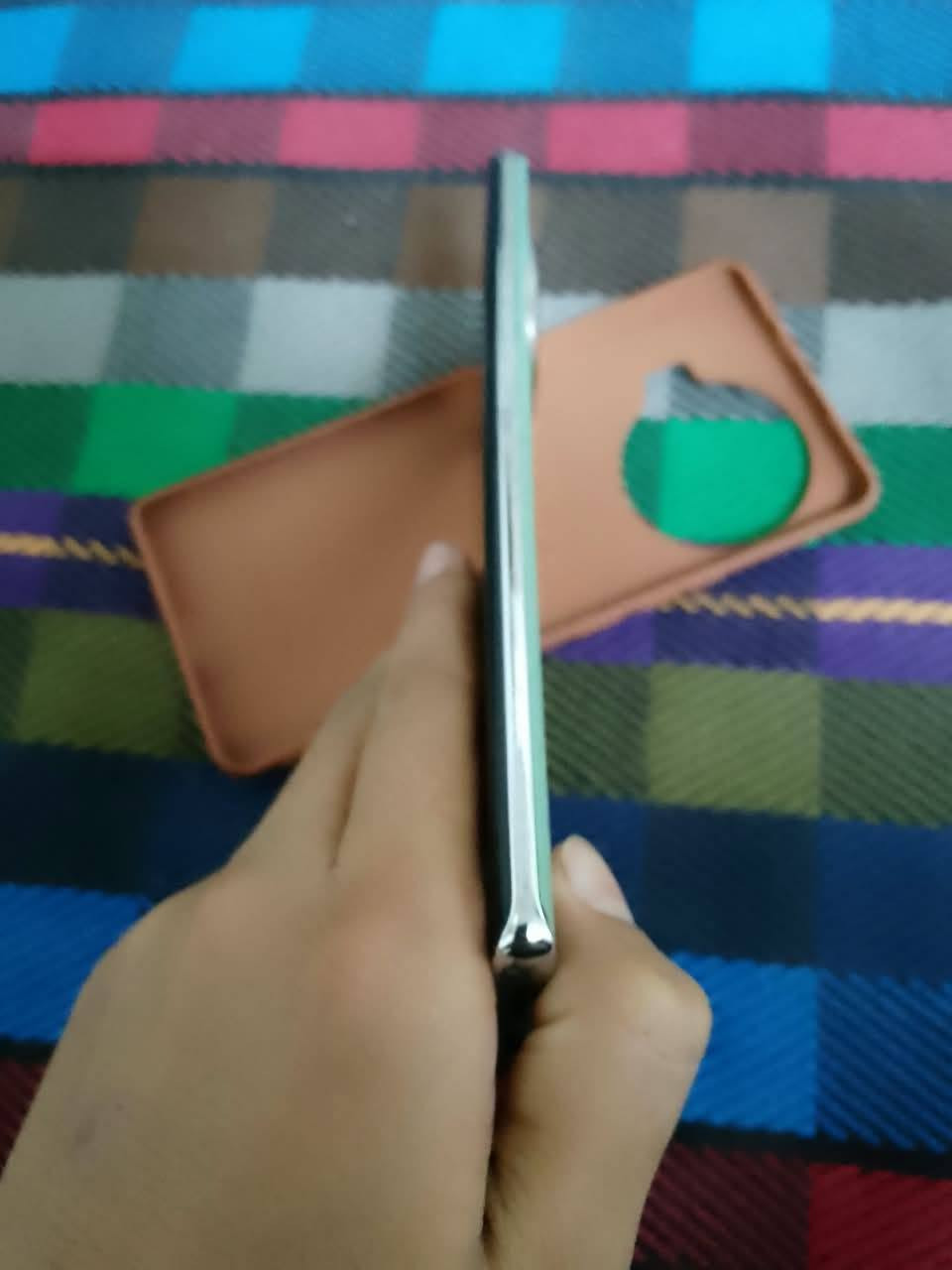 السلام عليكم تلفون نظيفTECNO SPARK 20 Pro+ذاكرتي 256 راما 8 + 8 اغاني تلفون جديد بكون بغداد العماري رقم الهاتف770 094 7624 سعره 225 اوبي مجال

نص مكتوب في الصور:
- هاتي -> HiOS Based on Android V13.6.0 الطراز TECNO KJ7 اسم الجهاز TECNO SPARK 20 Pro+ وحدة المعالجة المركزية Helio G99 Ultimate إصدار Android 14 الكاميرا الخلفية 108M TRIPLE Camera الكاميرا الأمامية 32M ROM 256.00 GB RAM 8.00 GB+ 8.00 GB 8 GB قابلة للتوسيع الشاشة 1080X2436 البطارية 5000mAh